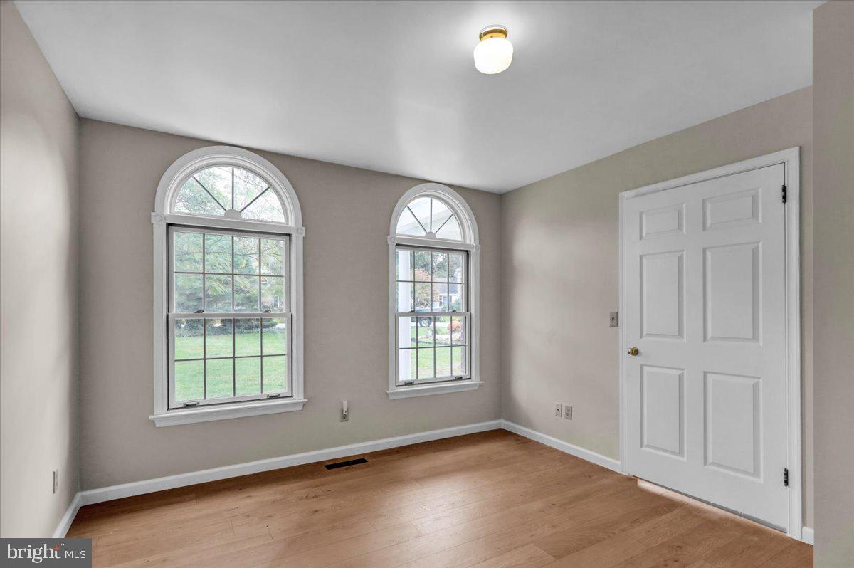 Lebanon, Pennsylvania, 17042, United States, 5 Bedrooms Bedrooms, ,4 BathroomsBathrooms,Residential,For Sale,1965418