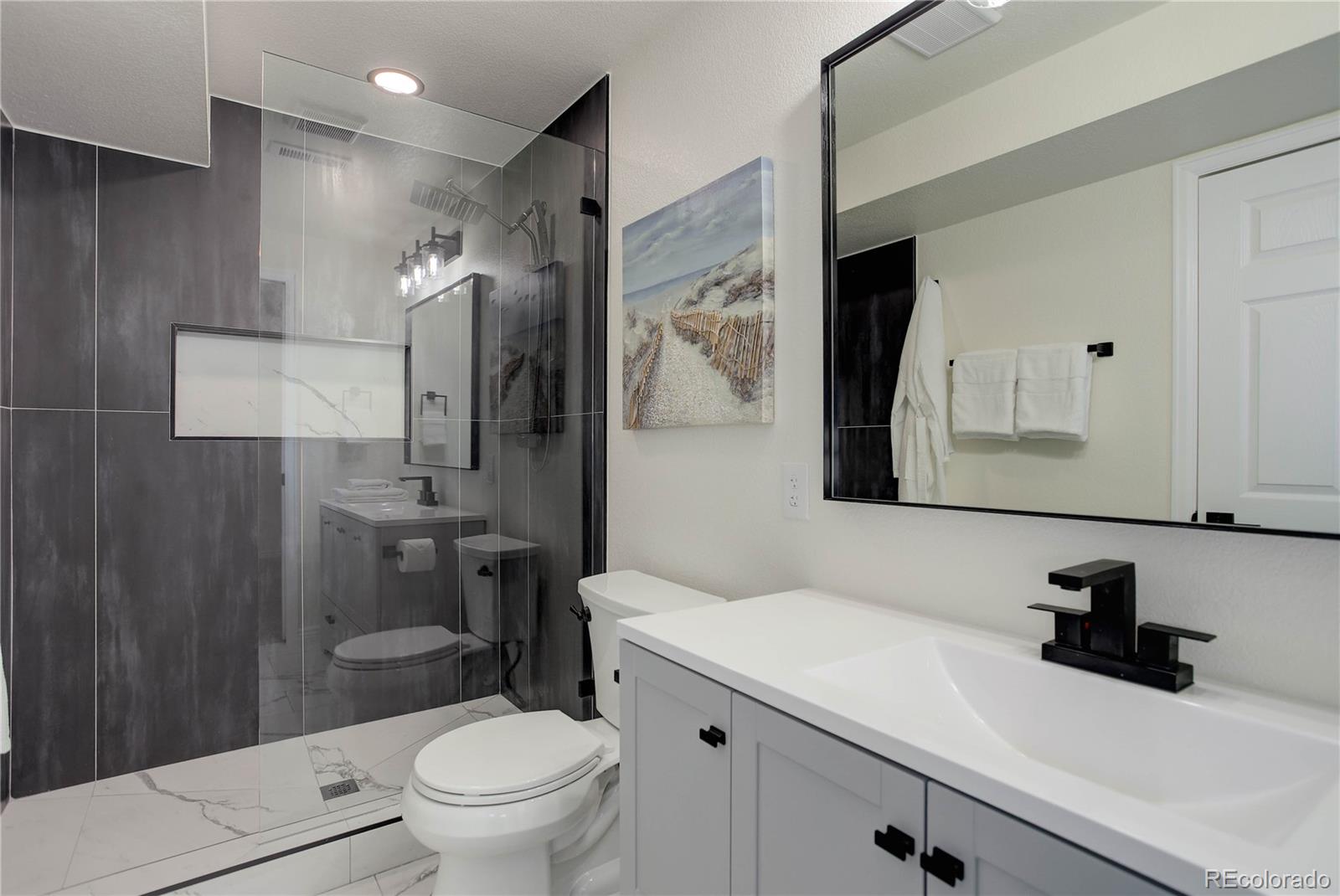 Highlands Ranch, Colorado, 80126, United States, 5 Bedrooms Bedrooms, ,4 BathroomsBathrooms,Residential,For Sale,1840246