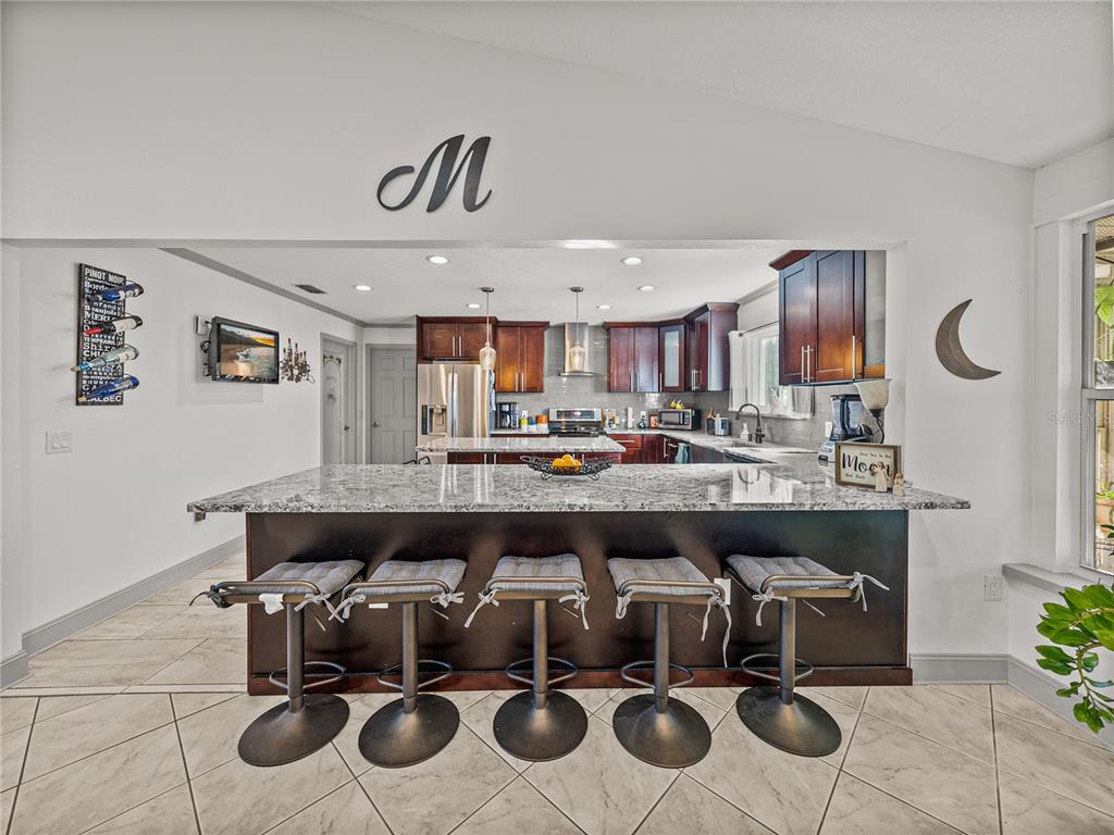 Lakeland, Florida, 33810, United States, 5 Bedrooms Bedrooms, ,4 BathroomsBathrooms,Residential,For Sale,1696884