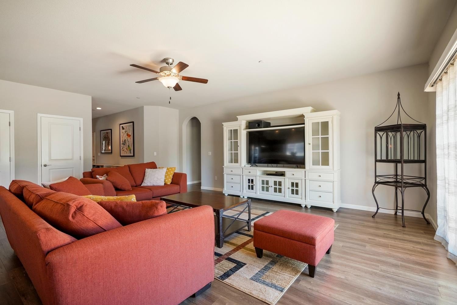 Ione, California, 95640, United States, 4 Bedrooms Bedrooms, ,3 BathroomsBathrooms,Residential,For Sale,1975203