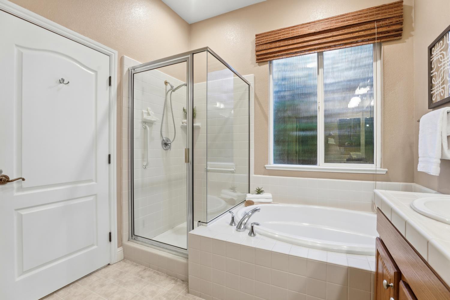 Folsom, California, 95630, United States, 3 Bedrooms Bedrooms, ,2 BathroomsBathrooms,Residential,For Sale,1992900