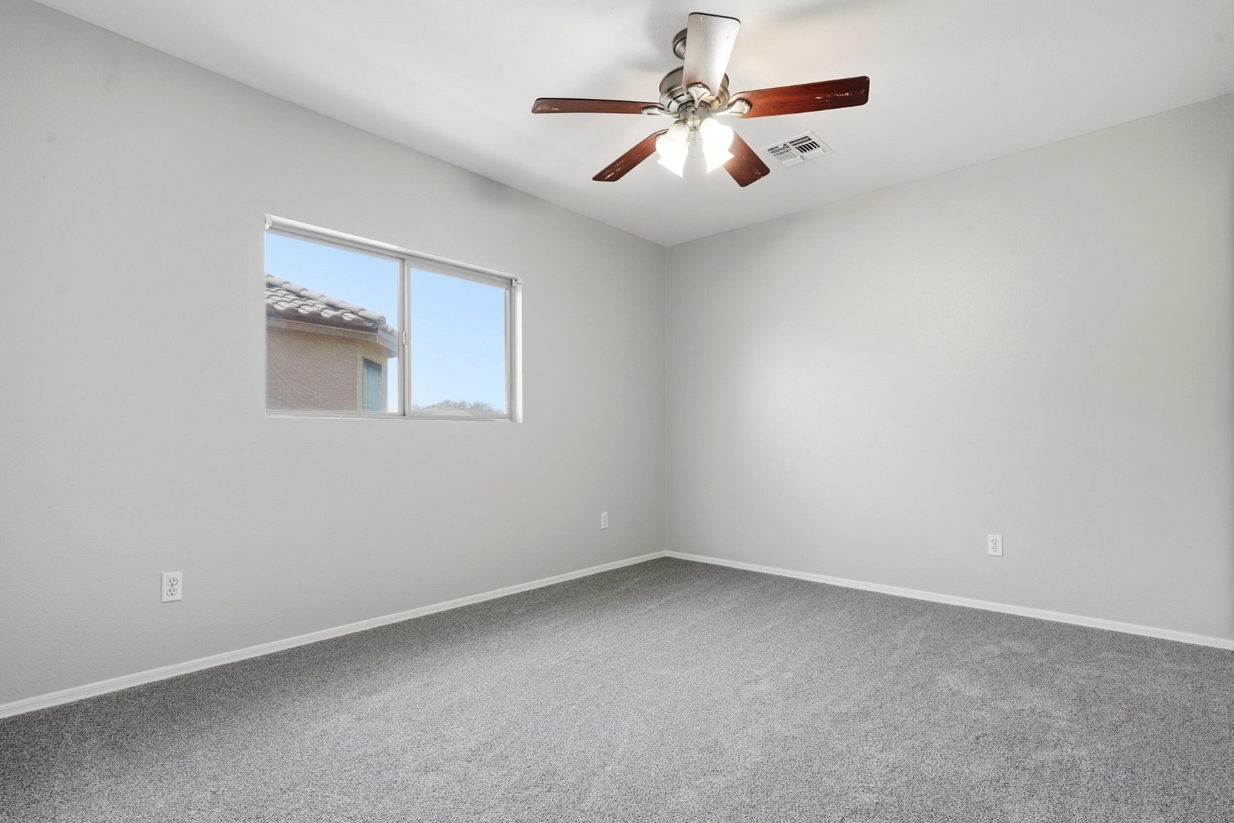  10821 E Forge Circle¦Mesa, AZ - 物件實景