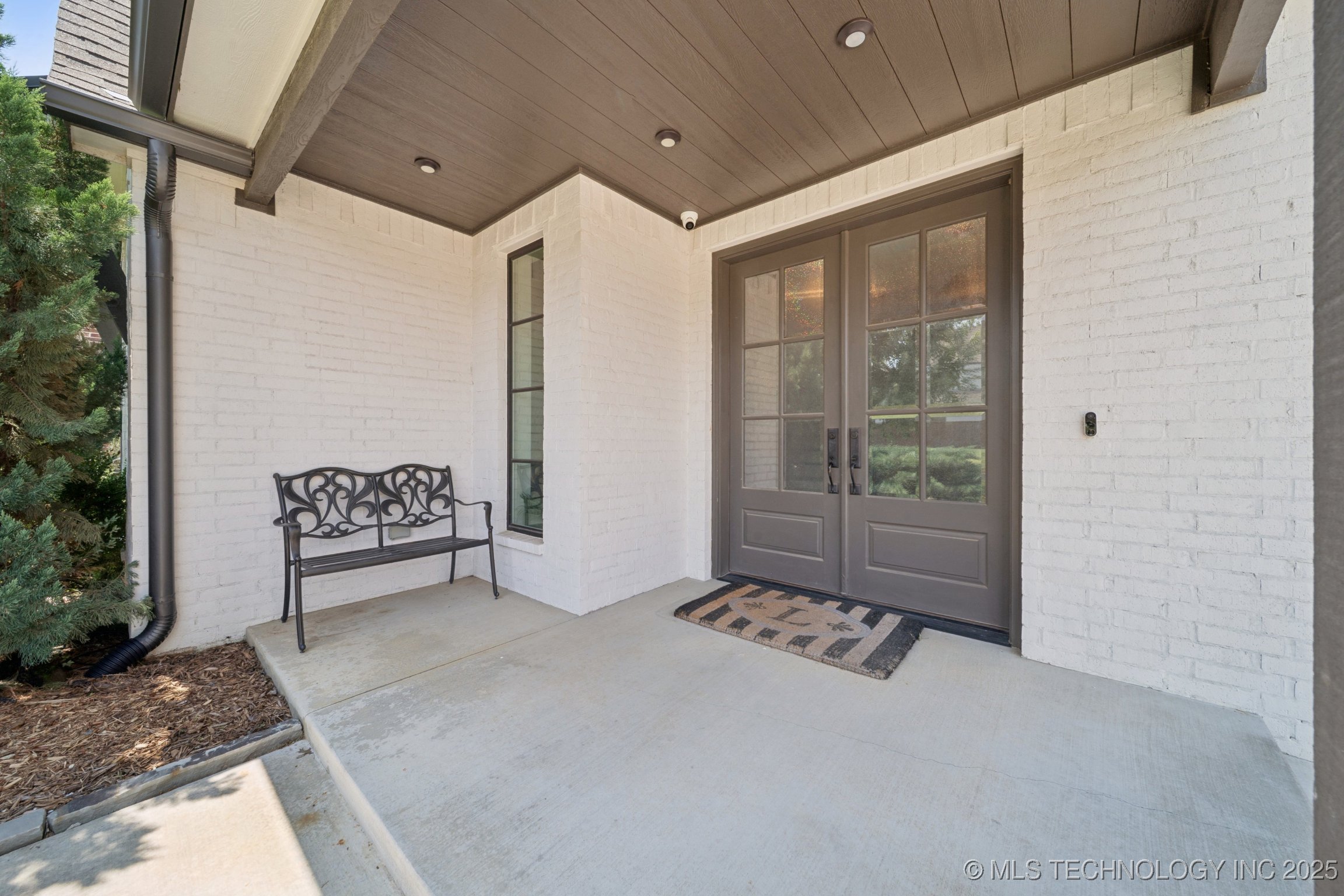 Jenks, Oklahoma, 74037, United States, 4 Bedrooms Bedrooms, ,5 BathroomsBathrooms,Residential,For Sale,1932069