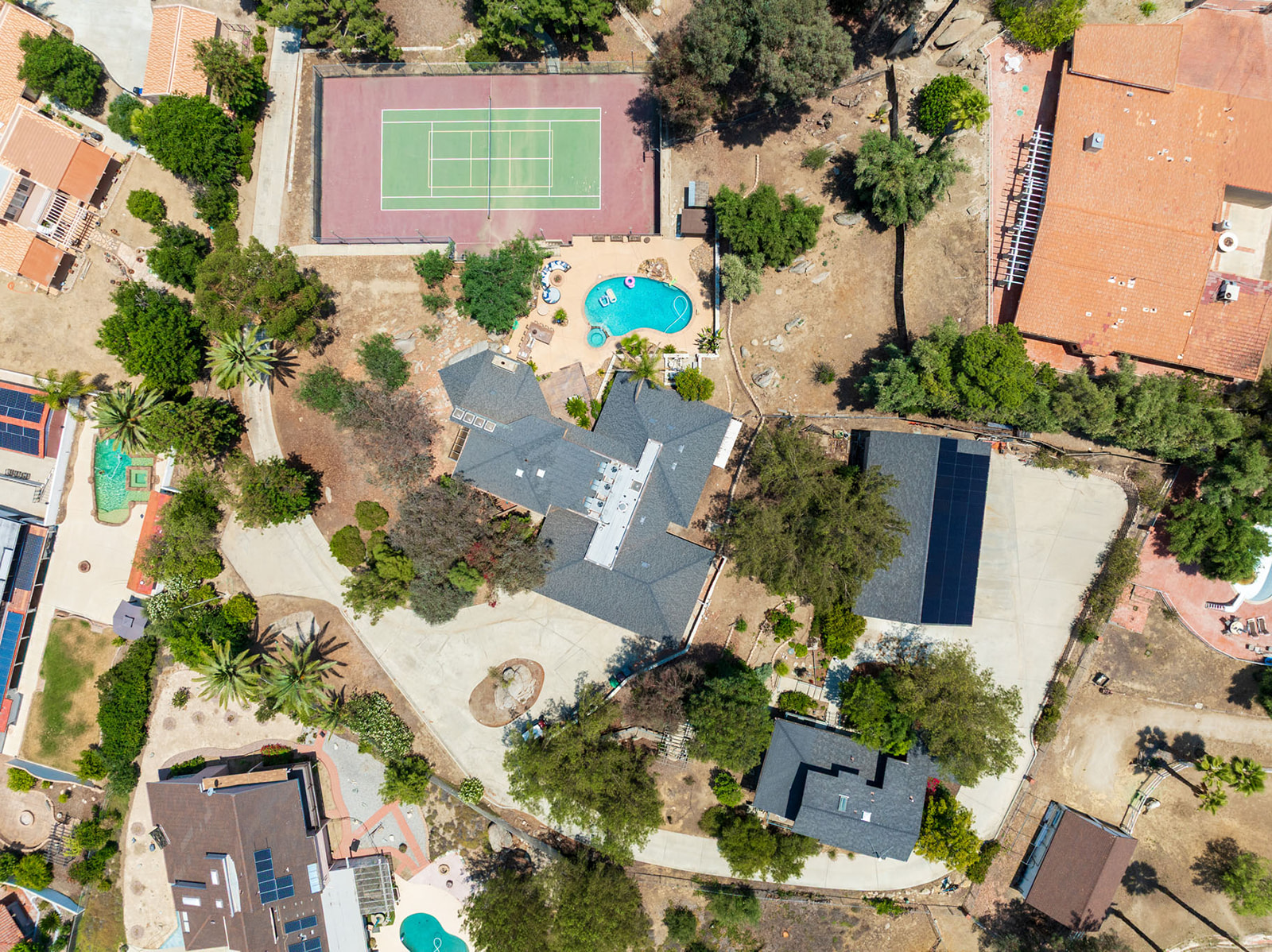 Hemet, California, 92544, United States, 6 Bedrooms Bedrooms, ,6 BathroomsBathrooms,Residential,For Sale,1849818