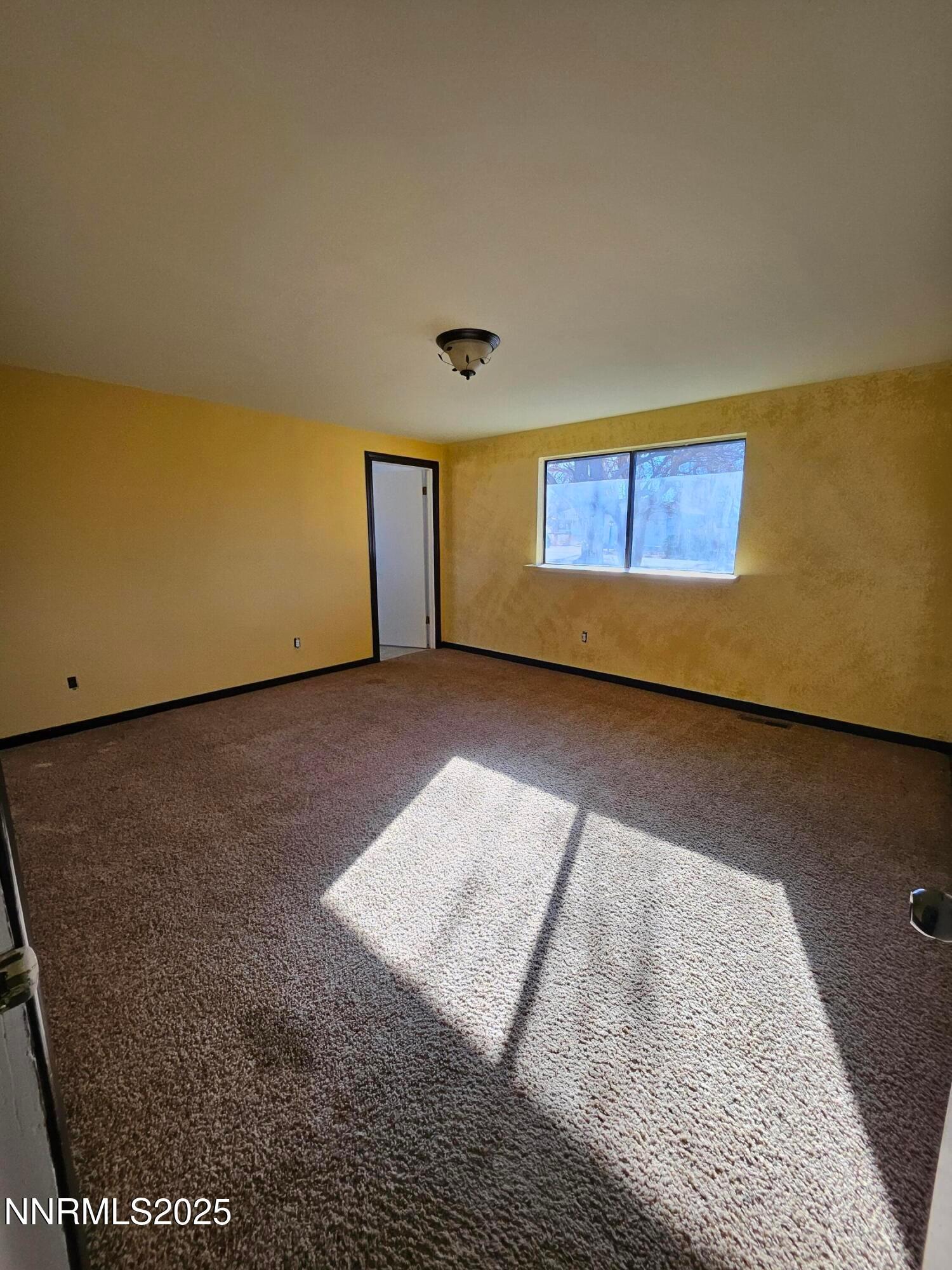 Gardnerville, Nevada, 89460, United States, 3 Bedrooms Bedrooms, ,3 BathroomsBathrooms,Residential,For Sale,1987753