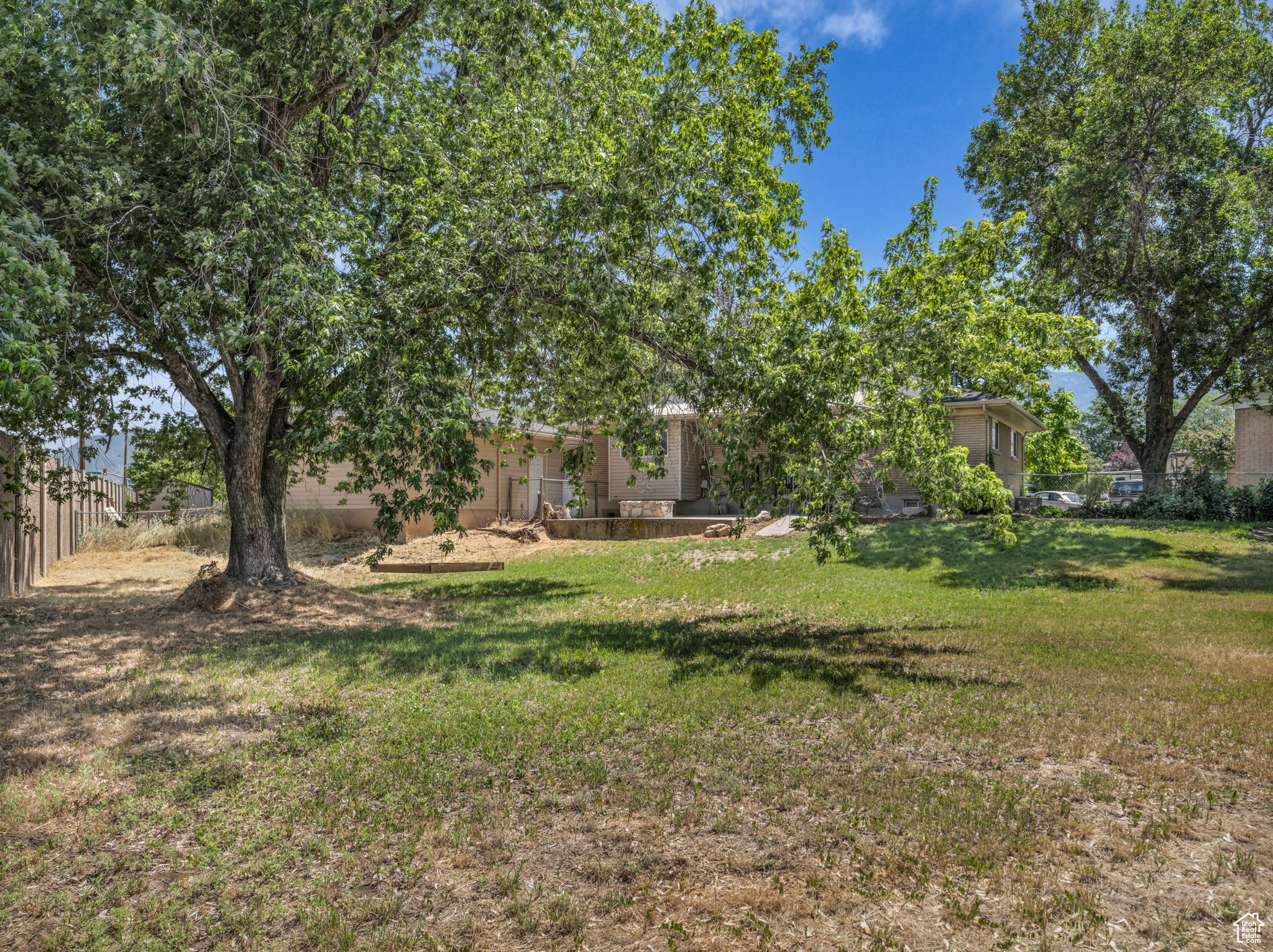 Midvale, Utah, 84047, United States, 4 Bedrooms Bedrooms, ,2 BathroomsBathrooms,Residential,For Sale,1862368