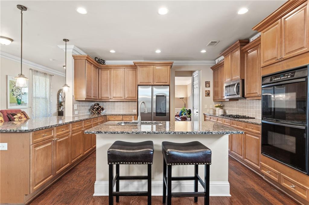 Johns Creek, Georgia, 30022, United States, 3 Bedrooms Bedrooms, ,4 BathroomsBathrooms,Residential,For Sale,2002058