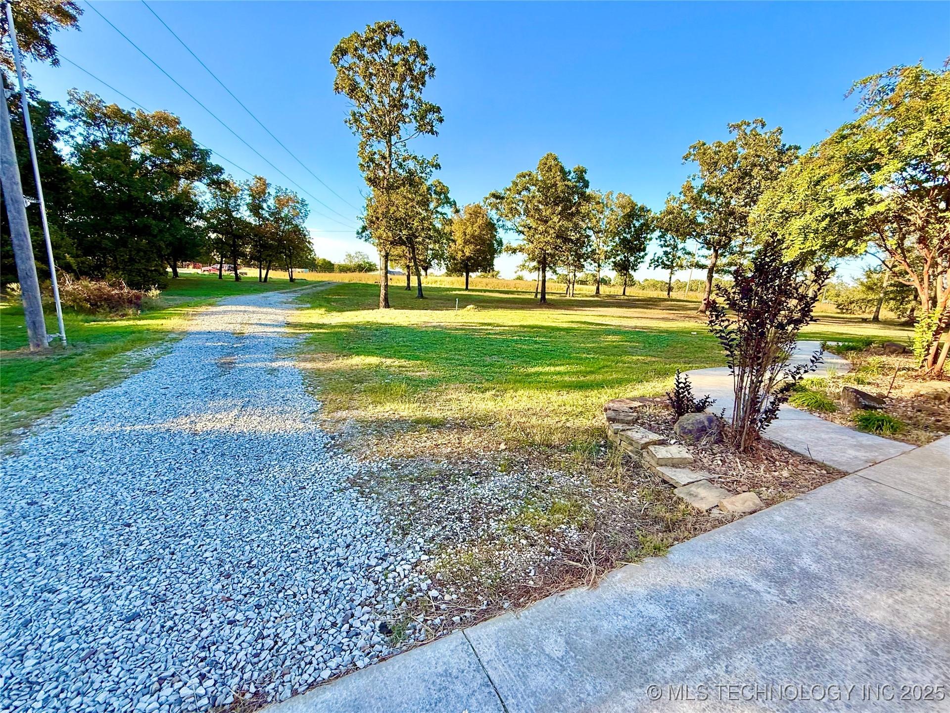 Checotah, Oklahoma, 74426, United States, 4 Bedrooms Bedrooms, ,4 BathroomsBathrooms,Residential,For Sale,1980942