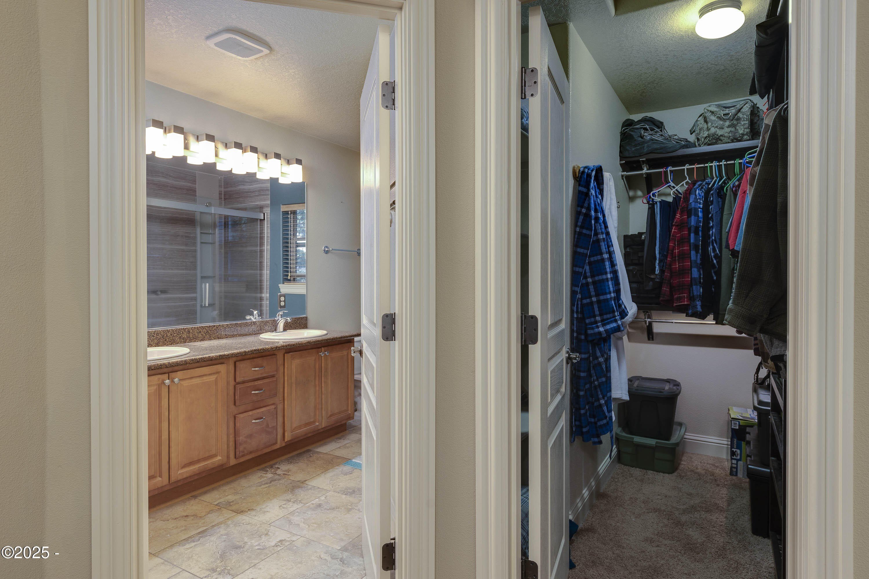 Salem, Oregon, 97306, United States, 4 Bedrooms Bedrooms, ,3 BathroomsBathrooms,Residential,For Sale,1739114