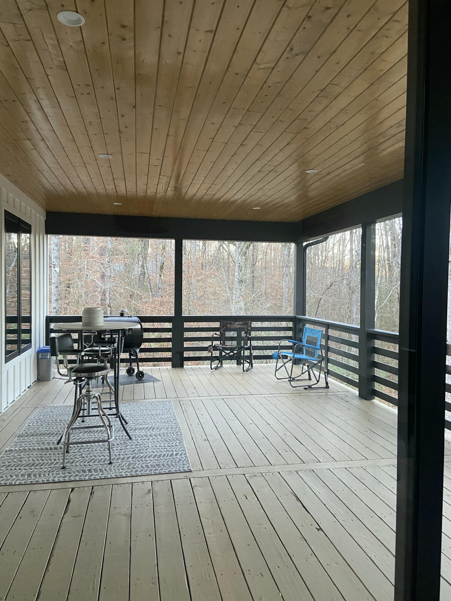 Whitwell, Tennessee, 37397, United States, 3 Bedrooms Bedrooms, ,3 BathroomsBathrooms,Residential,For Sale,1980054