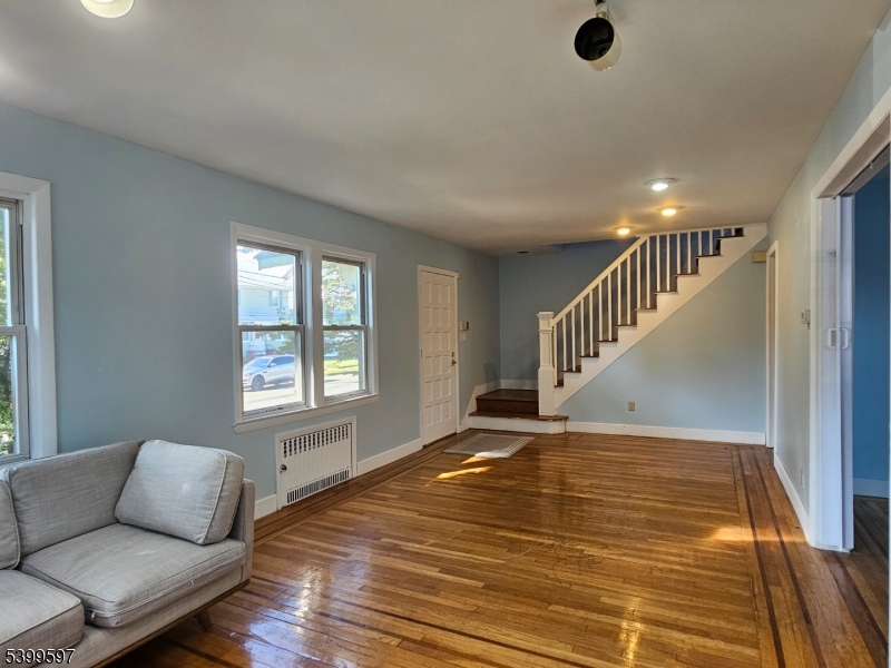 Union Twp., New Jersey, 07083, United States, 3 Bedrooms Bedrooms, ,2 BathroomsBathrooms,Residential,For Sale,2000466