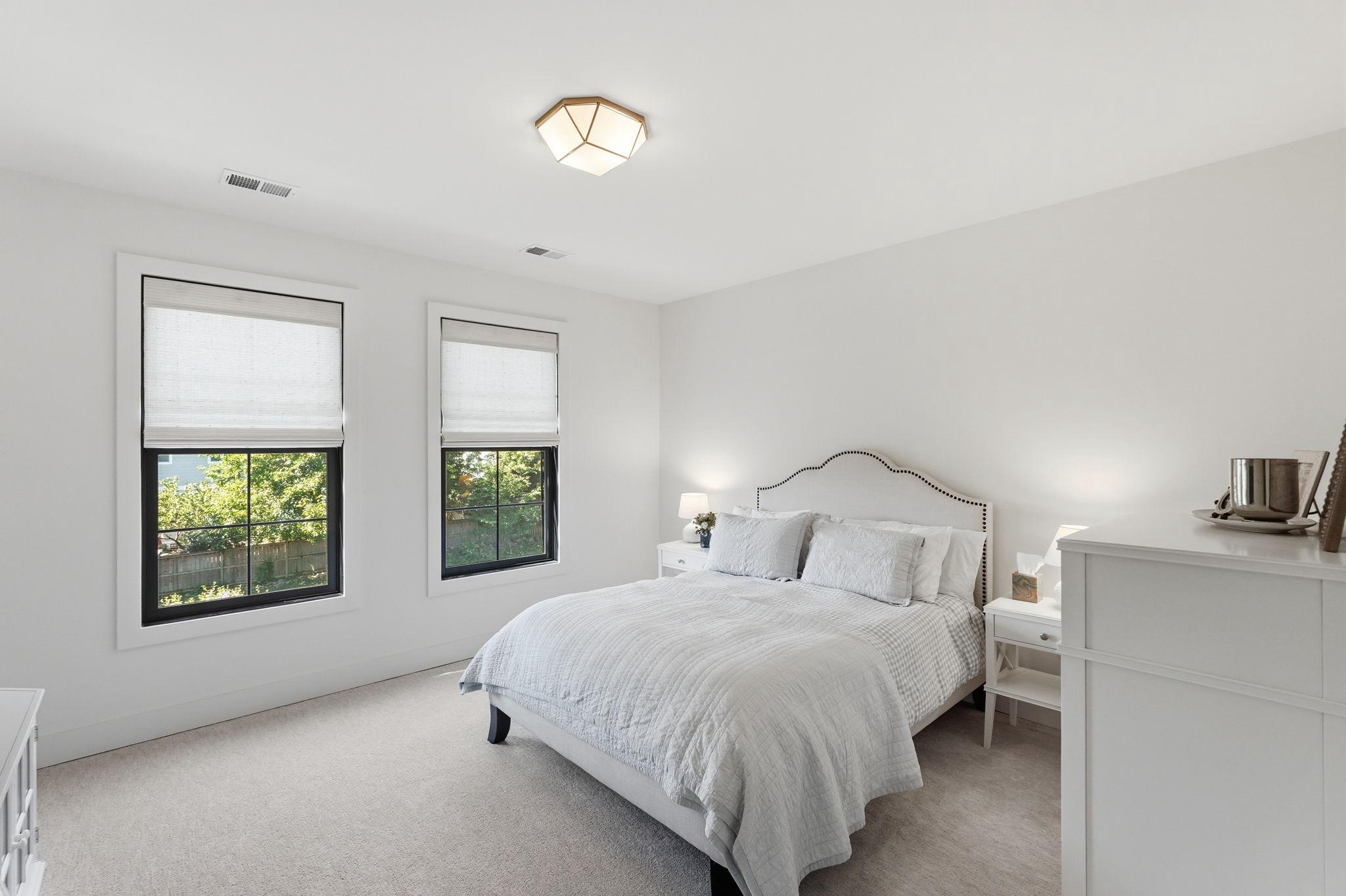  6026 Little Falls Road, Arlington, VA, 22207 - 物件實景