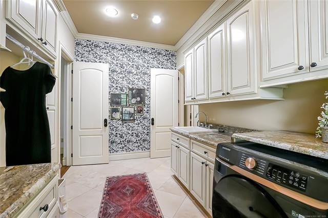 Tahlequah, Oklahoma, 74464, United States, 5 Bedrooms Bedrooms, ,5 BathroomsBathrooms,Residential,For Sale,1987377