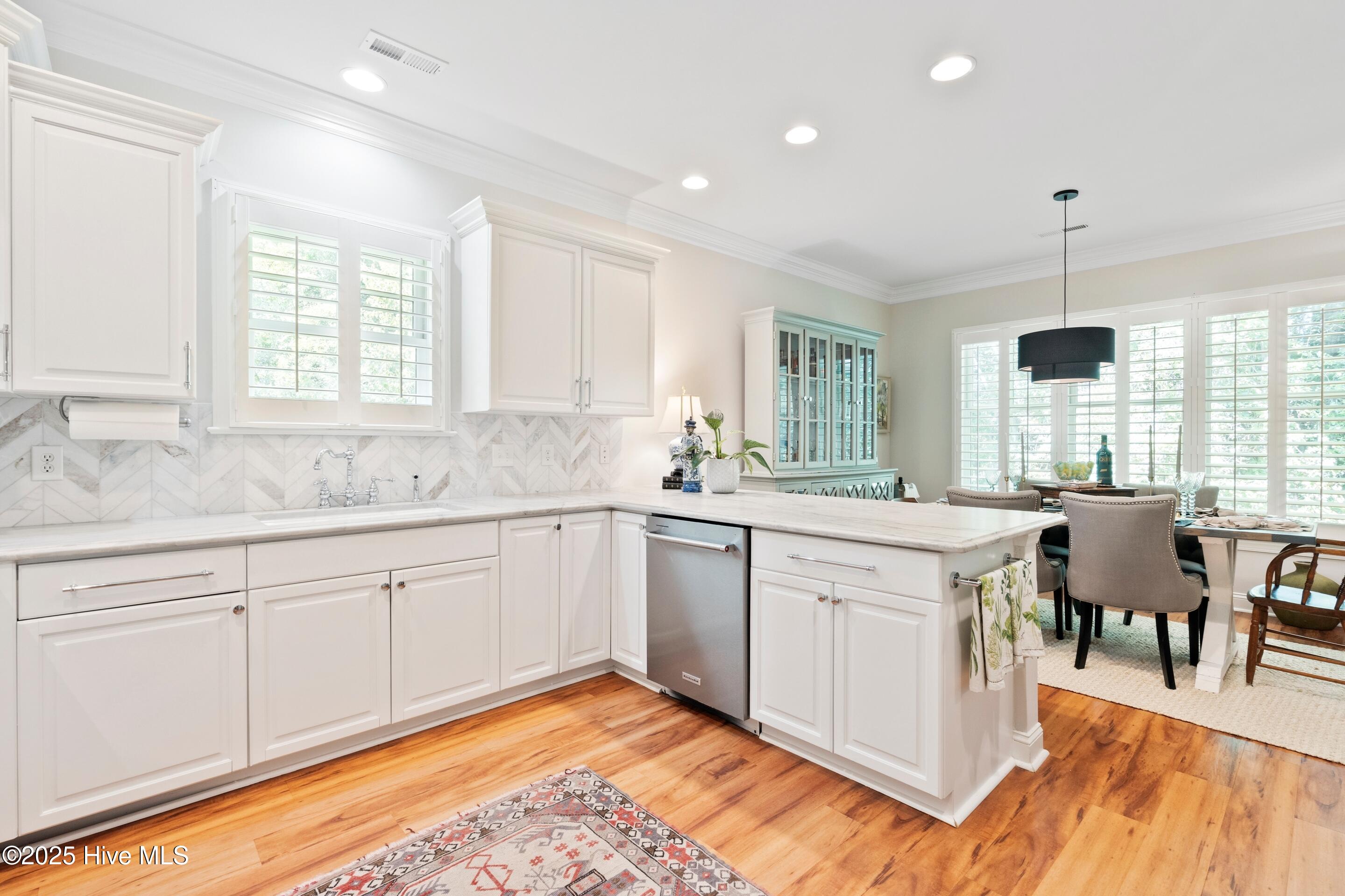 Wilmington, North Carolina, 28405, United States, 3 Bedrooms Bedrooms, ,3 BathroomsBathrooms,Residential,For Sale,1924971
