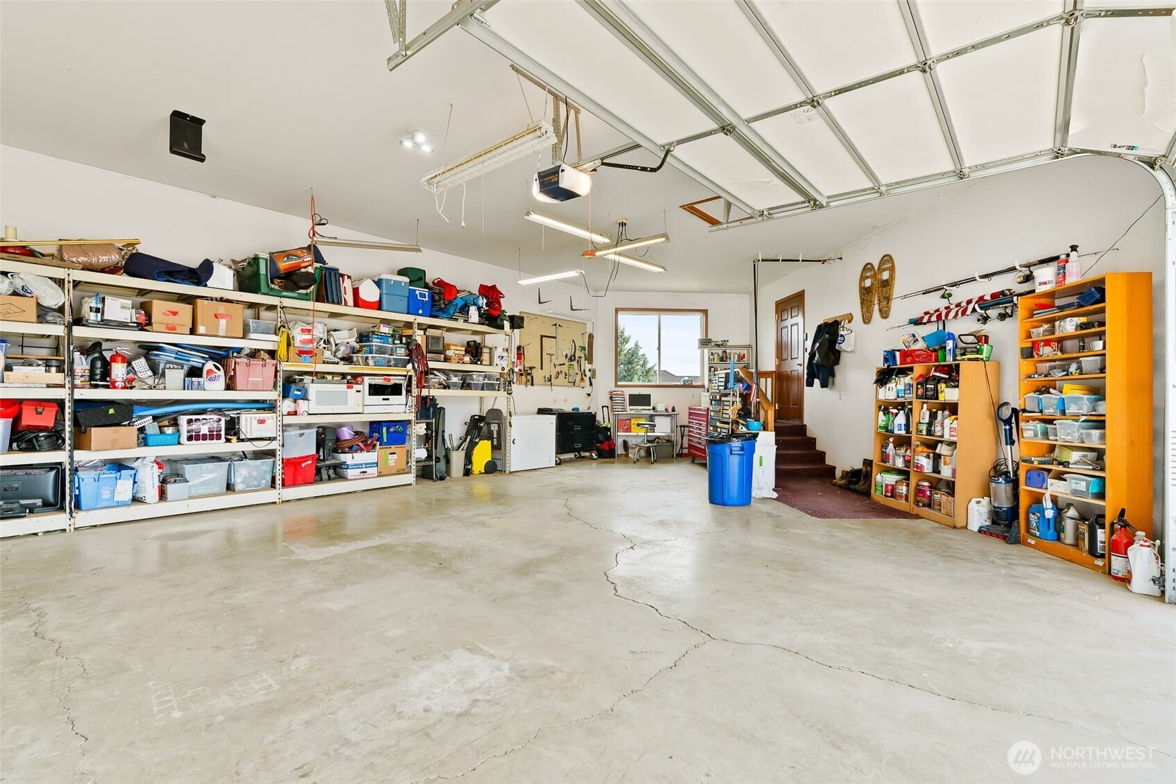 Ellensburg, Washington, 98926, United States, 4 Bedrooms Bedrooms, ,4 BathroomsBathrooms,Residential,For Sale,1983765