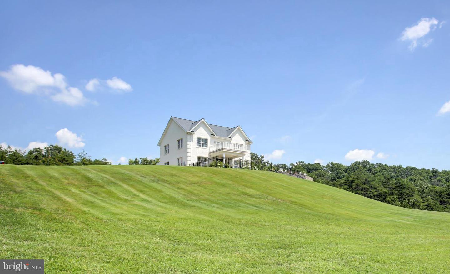 Big Pool, Maryland, 21711, United States, 5 Bedrooms Bedrooms, ,4 BathroomsBathrooms,Residential,For Sale,1897017