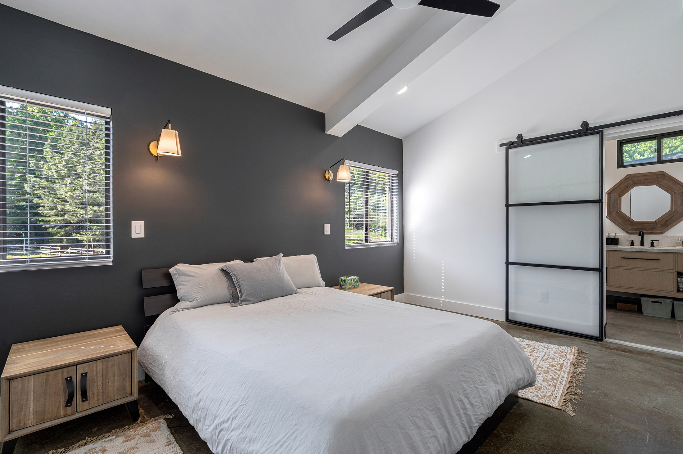  Fully Renovated Estate Blends Luxury, Flexibility & Resort-Style Living - 物件實景
