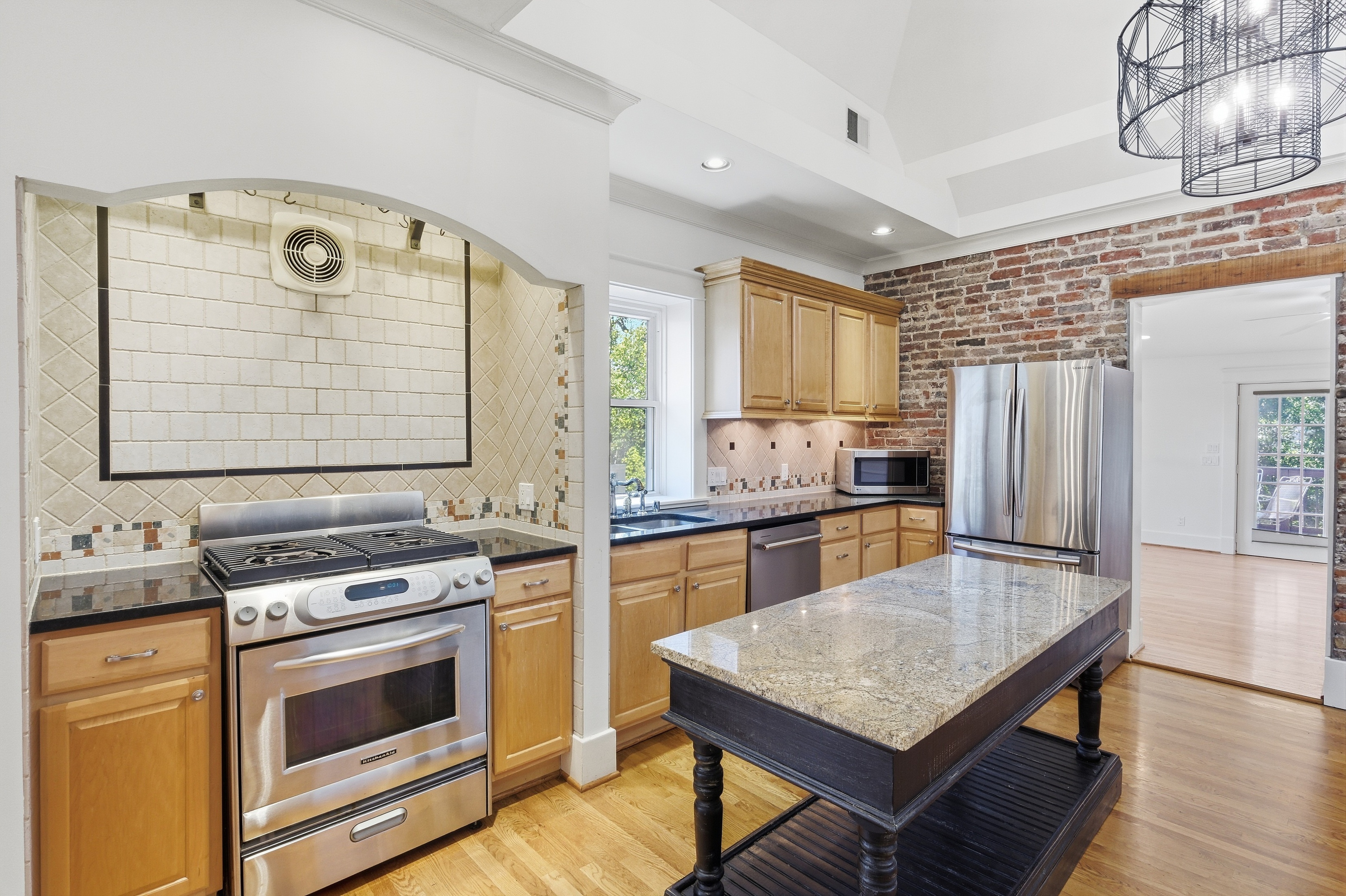  304 South Peterson Avenue, Unit 3, Louisville, KY 40206 - 物件實景