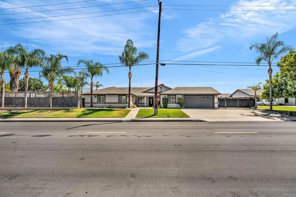 Hemet, California, 92544, United States, 5 Bedrooms Bedrooms, ,4 BathroomsBathrooms,Residential,For Sale,1940395