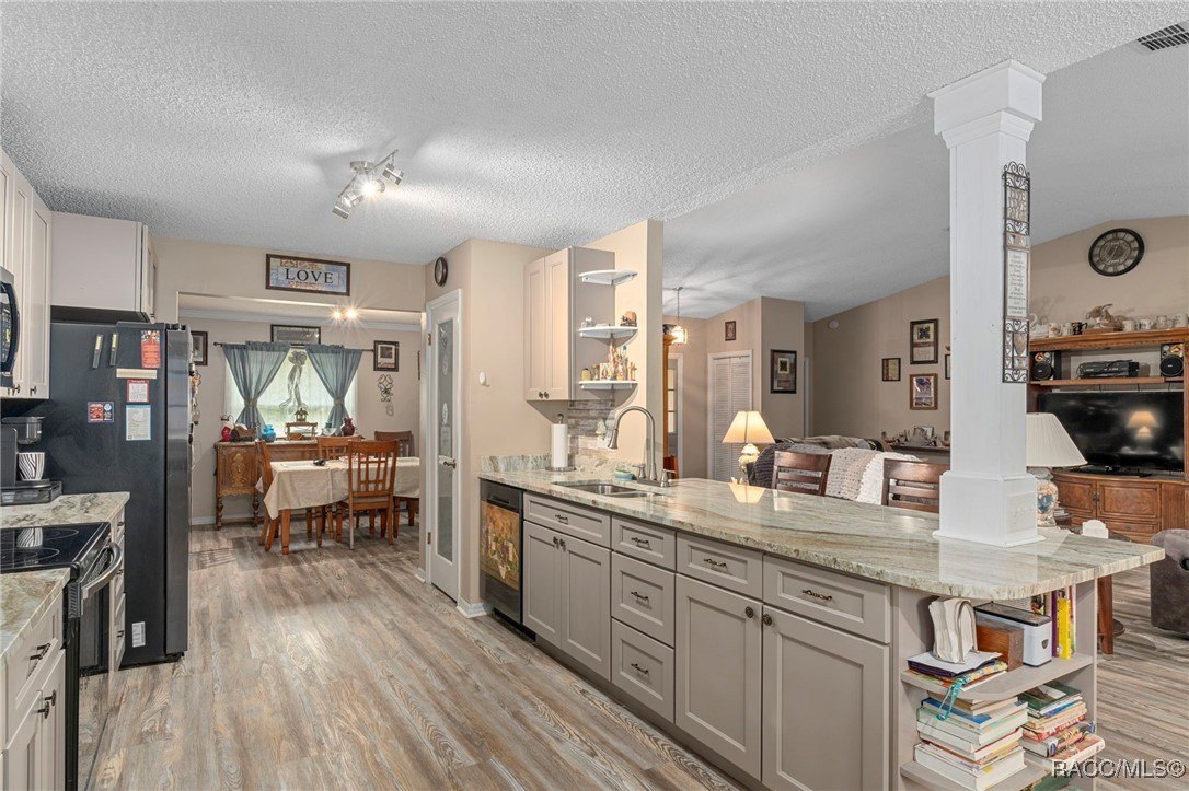 Inverness, Florida, 34452, United States, 3 Bedrooms Bedrooms, ,3 BathroomsBathrooms,Residential,For Sale,2005587