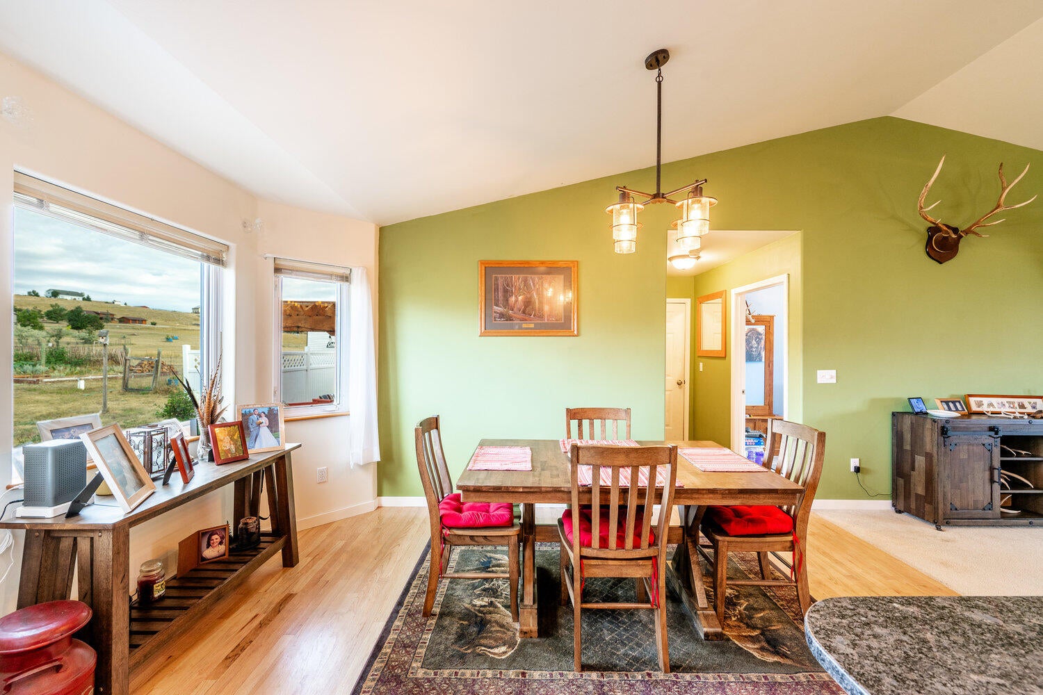 Buffalo, Wyoming, 82834, United States, 3 Bedrooms Bedrooms, ,2 BathroomsBathrooms,Residential,For Sale,1982571