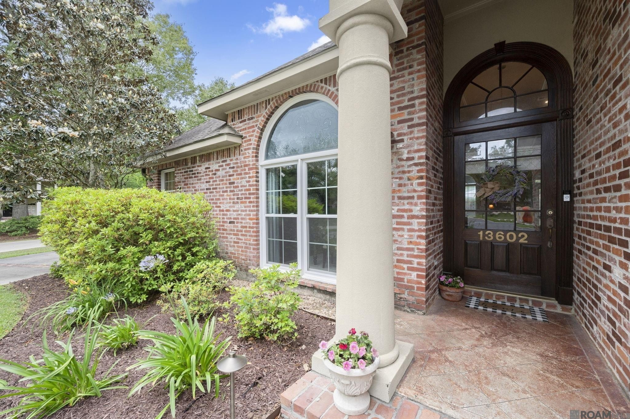 Baton Rouge, Louisiana, 70810, United States, 4 Bedrooms Bedrooms, ,3 BathroomsBathrooms,Residential,For Sale,2037860