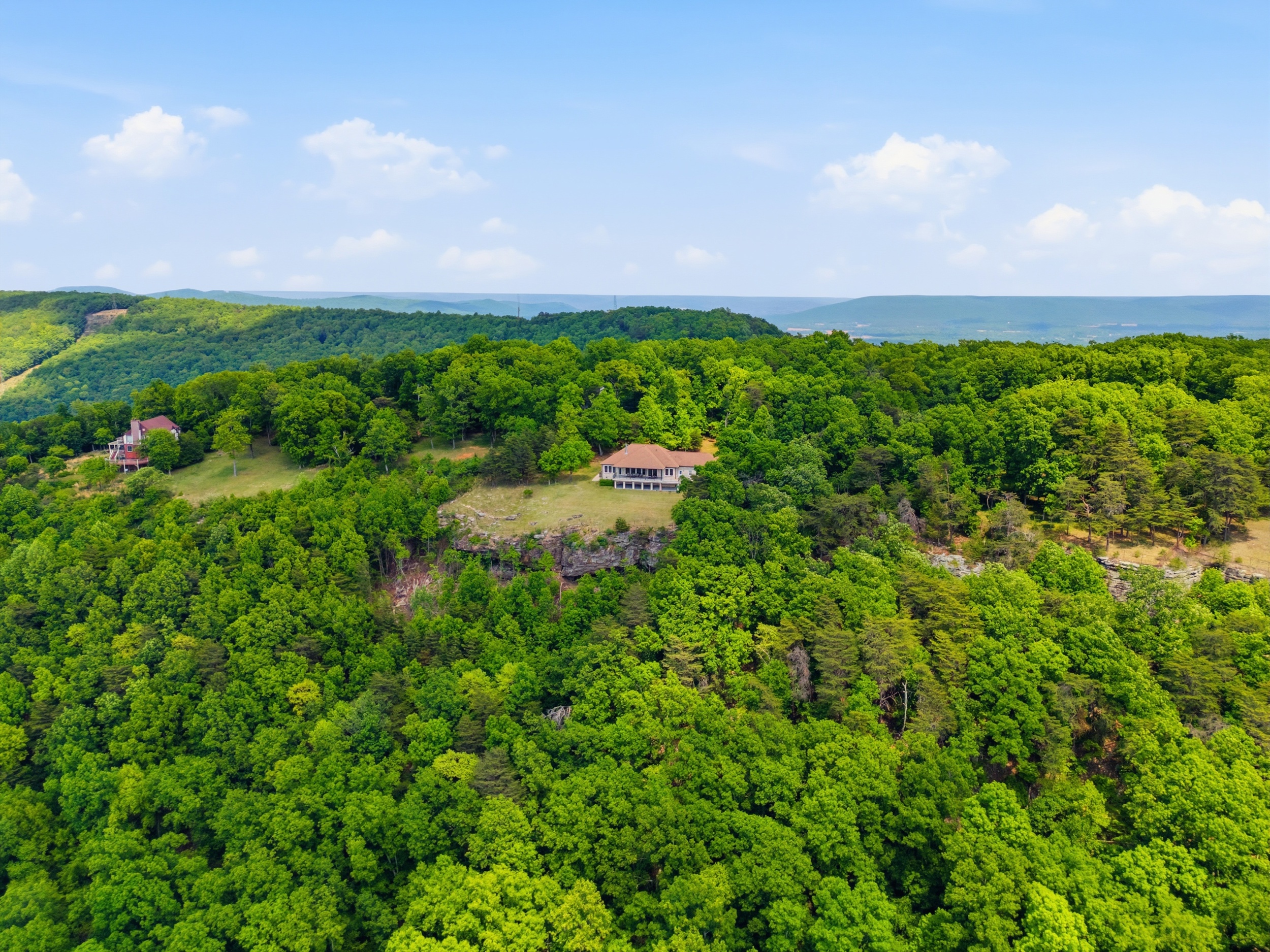  4990 Carr Ln SE - 物件實景
