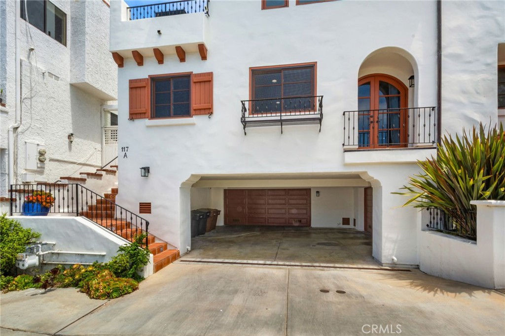 San Clemente, California, 92672, United States, 2 Bedrooms Bedrooms, ,3 BathroomsBathrooms,Residential,For Sale,1927203
