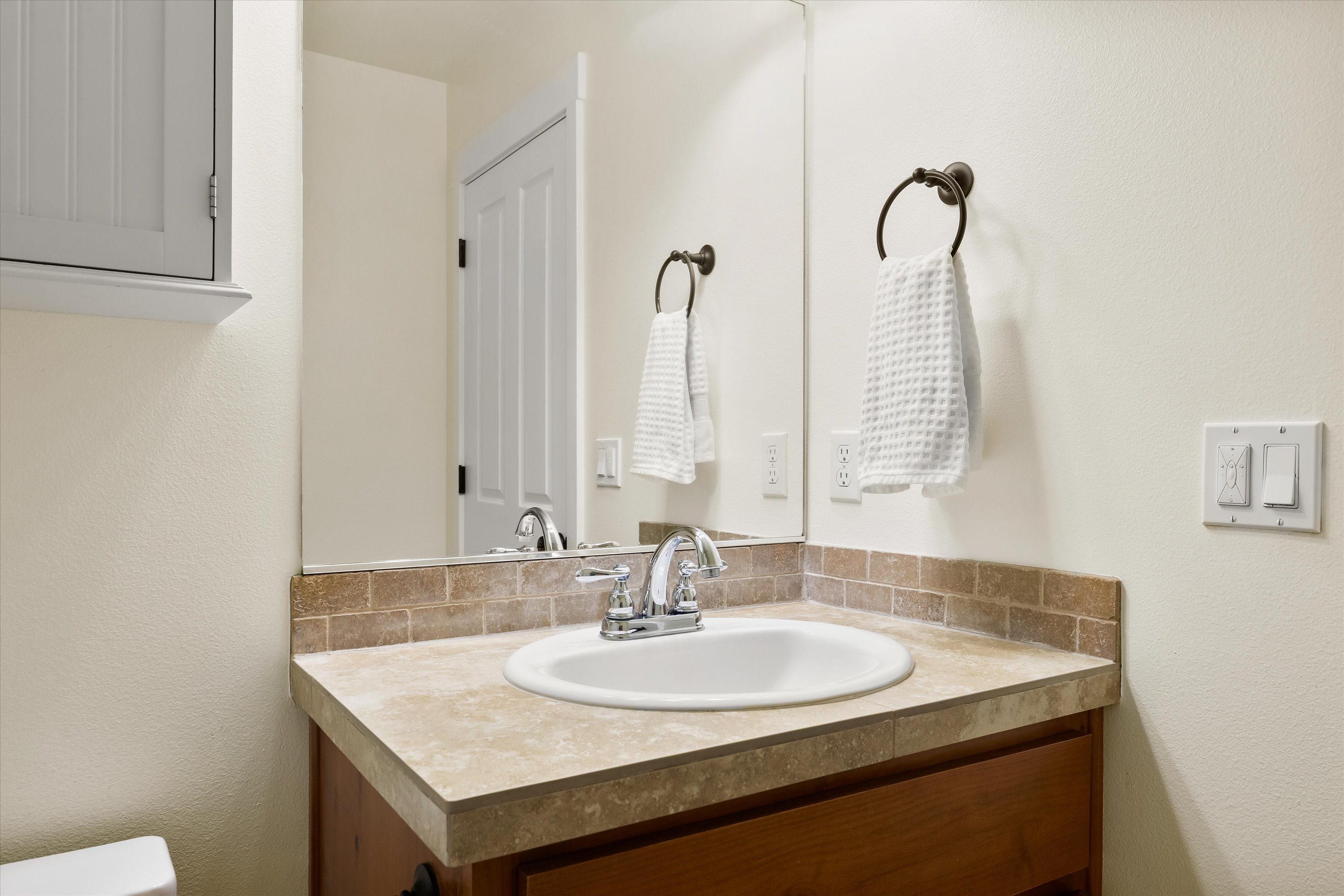 Bend, Oregon, 97702, United States, 3 Bedrooms Bedrooms, ,2 BathroomsBathrooms,Residential,For Sale,1941729