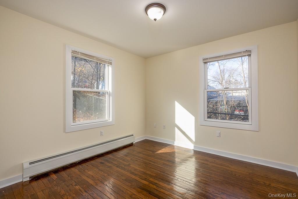 Haverstraw, New York, 10927, United States, 4 Bedrooms Bedrooms, ,2 BathroomsBathrooms,Residential,For Sale,2001244