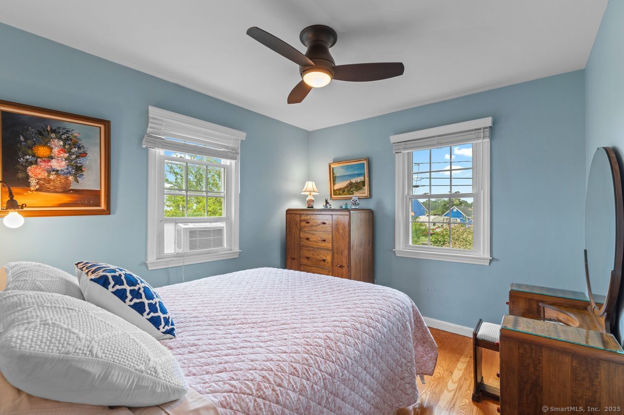 Guilford, Connecticut, 06437, United States, 3 Bedrooms Bedrooms, ,2 BathroomsBathrooms,Residential,For Sale,1906162