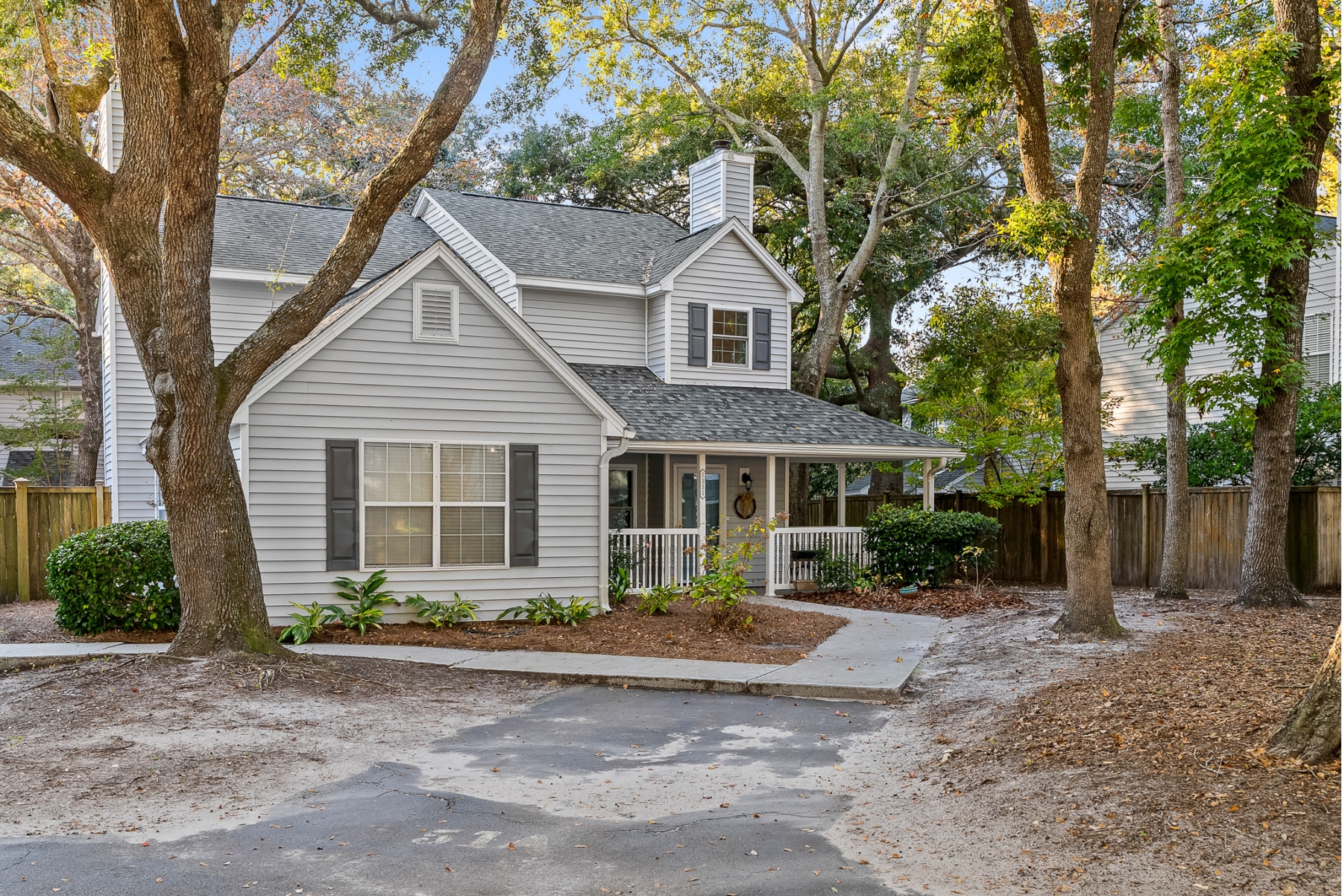  1351 Cassidy Court Unit B, Mount Pleasant - 物件實景