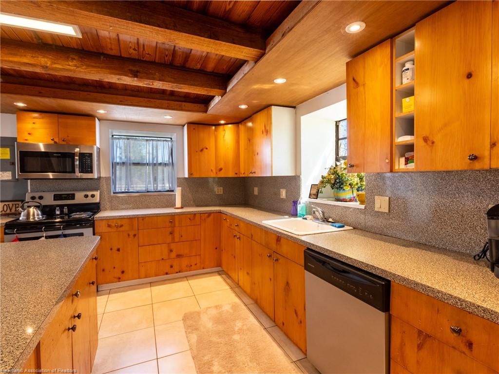 Avon Park, Florida, 33825, United States, 3 Bedrooms Bedrooms, ,3 BathroomsBathrooms,Residential,For Sale,1921377