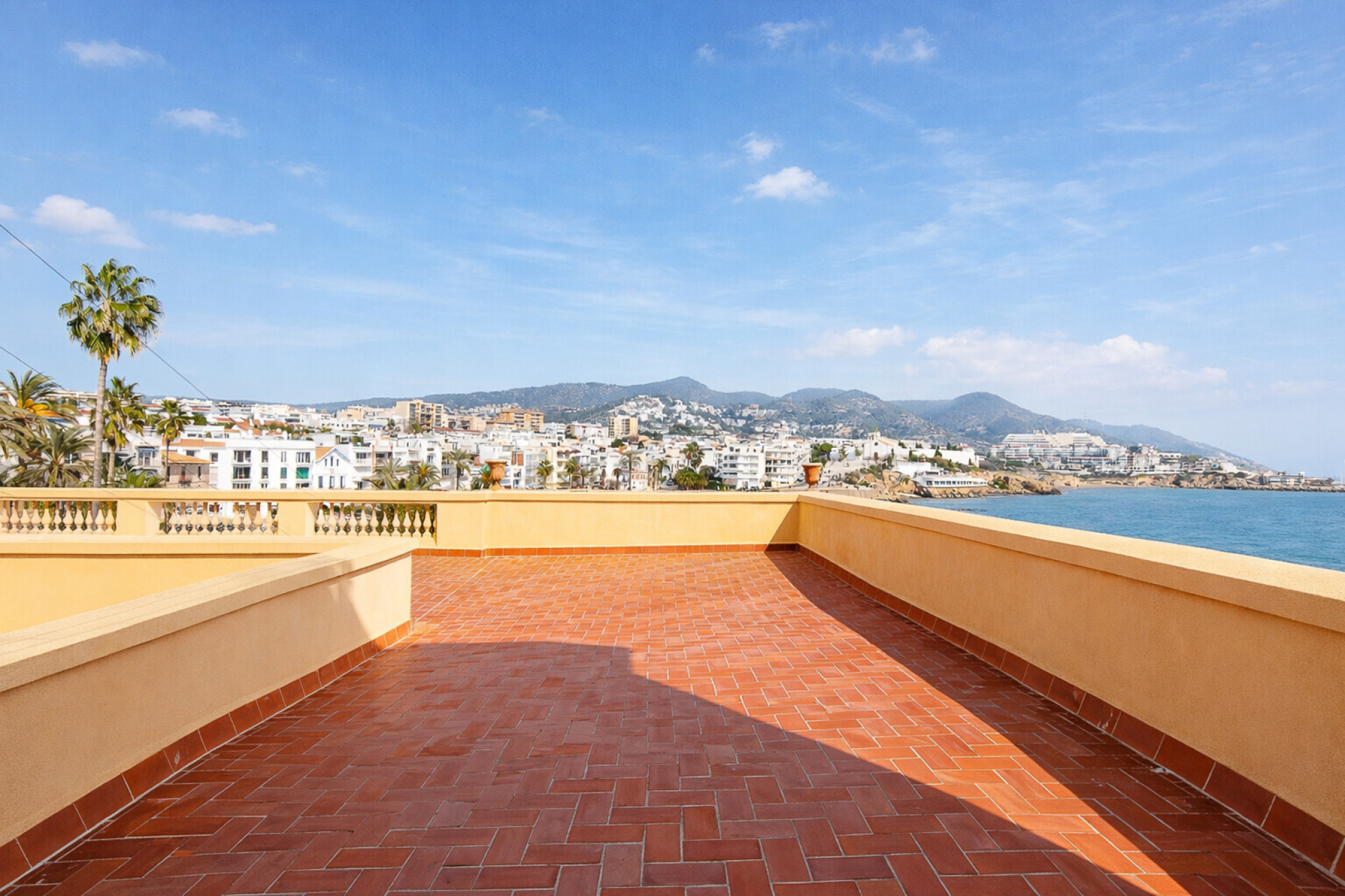  Balcony of the Sea: History and Horizon in Sitges - 物件實景
