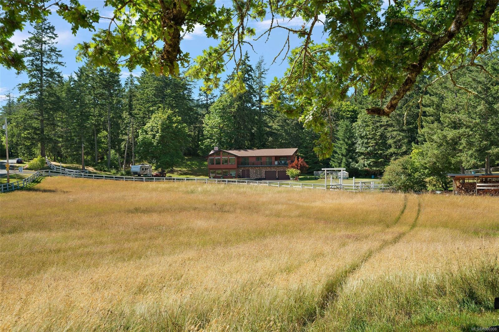 SAANICH, British Columbia, V9E 2C8, CA, 5 Bedrooms Bedrooms, ,Residential,For Sale,1890664
