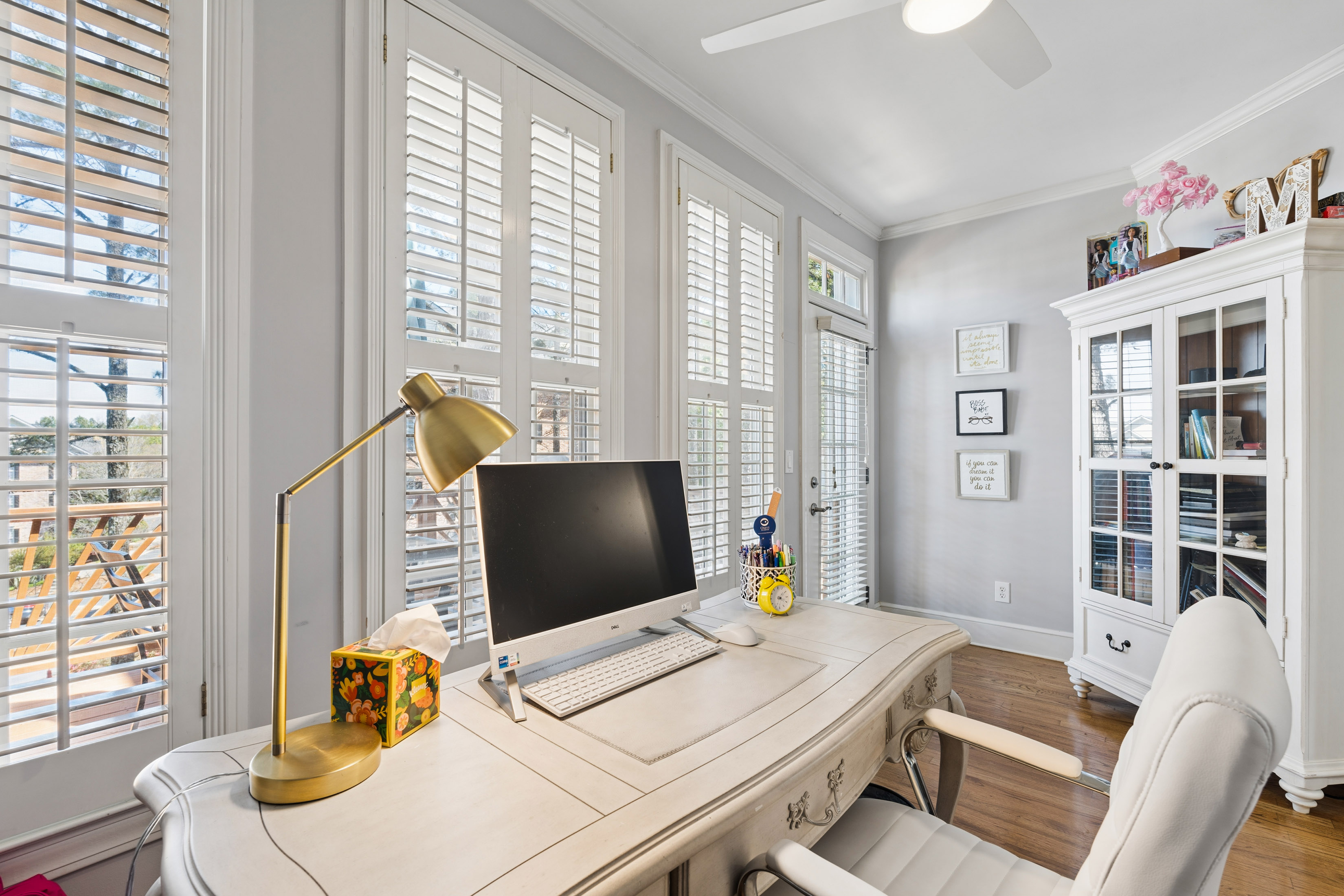  Elegant and Light-filled Townhome in Gated Olde Ivy at Vinings Community - 物件實景