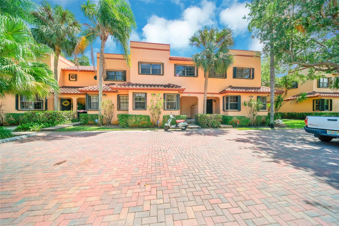 Fort Lauderdale, Florida, 33305, United States, 3 Bedrooms Bedrooms, ,3 BathroomsBathrooms,Residential,For Sale,2005472