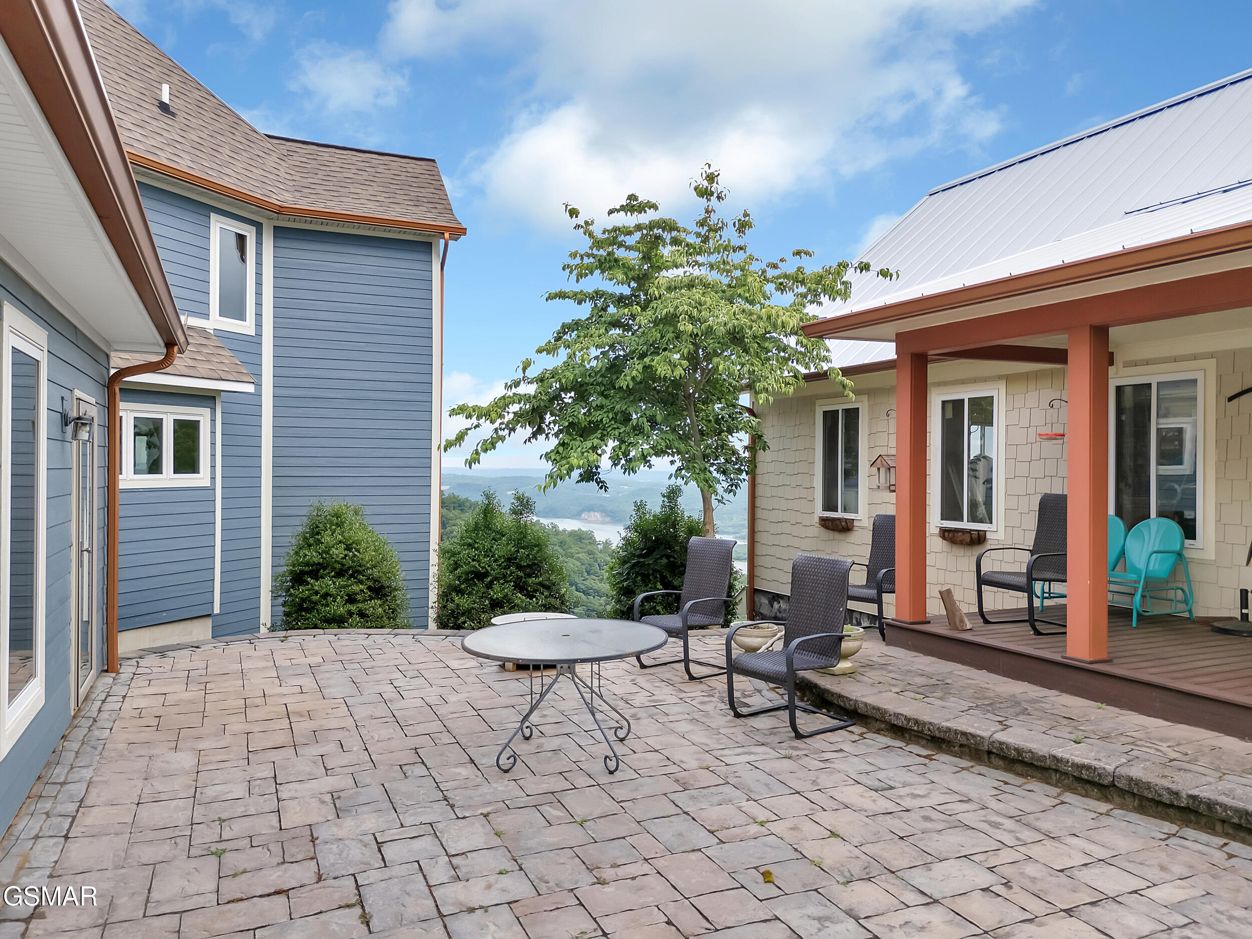 Mooresburg, Tennessee, 37811, United States, 3 Bedrooms Bedrooms, ,5 BathroomsBathrooms,Residential,For Sale,1974875