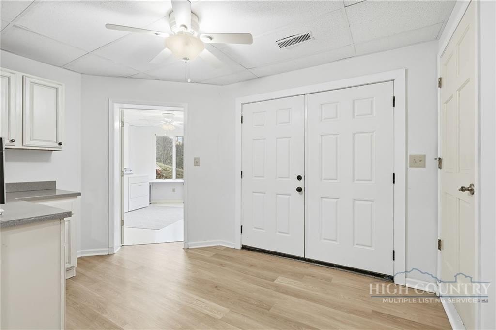Banner Elk, North Carolina, 28604, United States, 4 Bedrooms Bedrooms, ,5 BathroomsBathrooms,Residential,For Sale,2020475