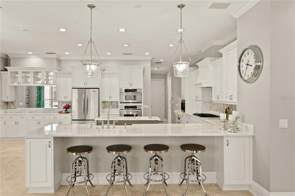 Tampa, Florida, 33618, United States, 4 Bedrooms Bedrooms, ,4 BathroomsBathrooms,Residential,For Sale,1903657
