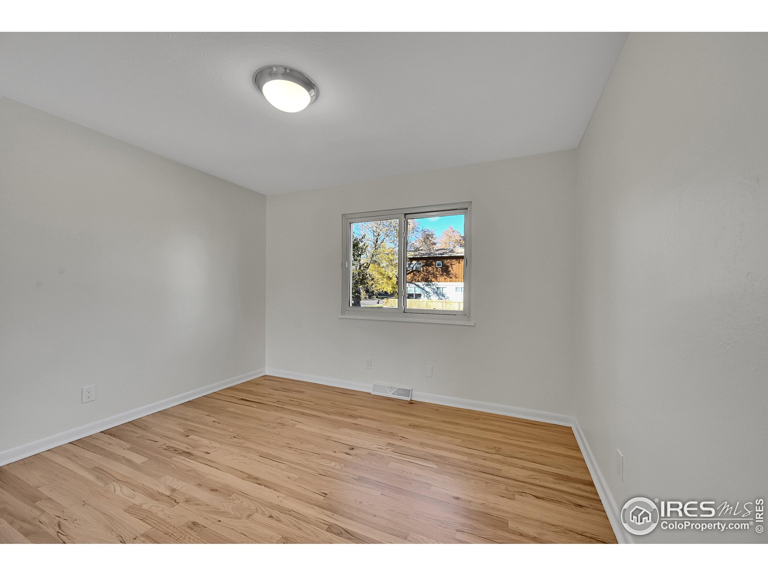 Boulder, Colorado, 80305, United States, 4 Bedrooms Bedrooms, ,2 BathroomsBathrooms,Residential,For Sale,1989611