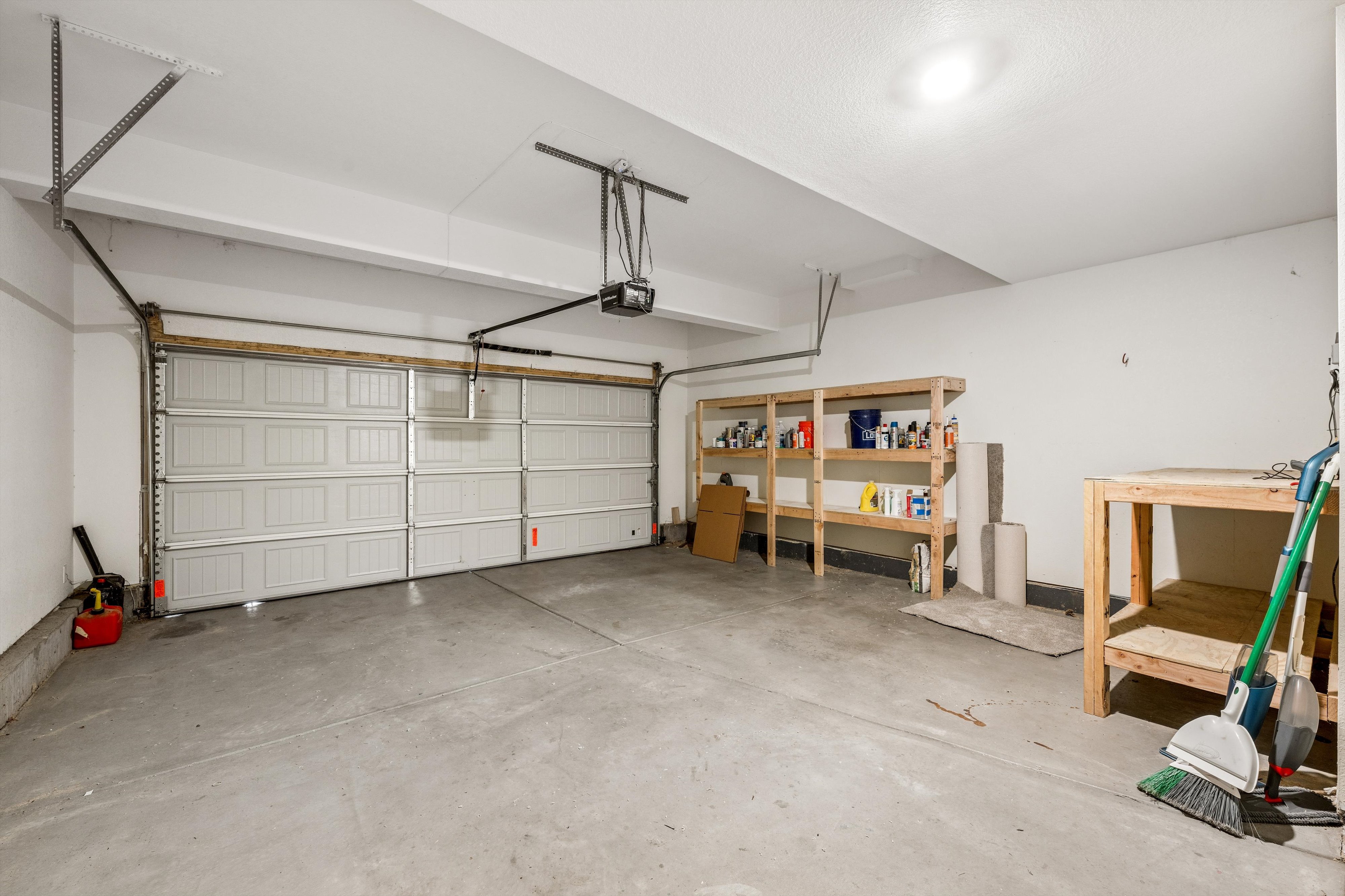  Move-In Ready, with Thoughtful and Unique Design Features - 物件實景