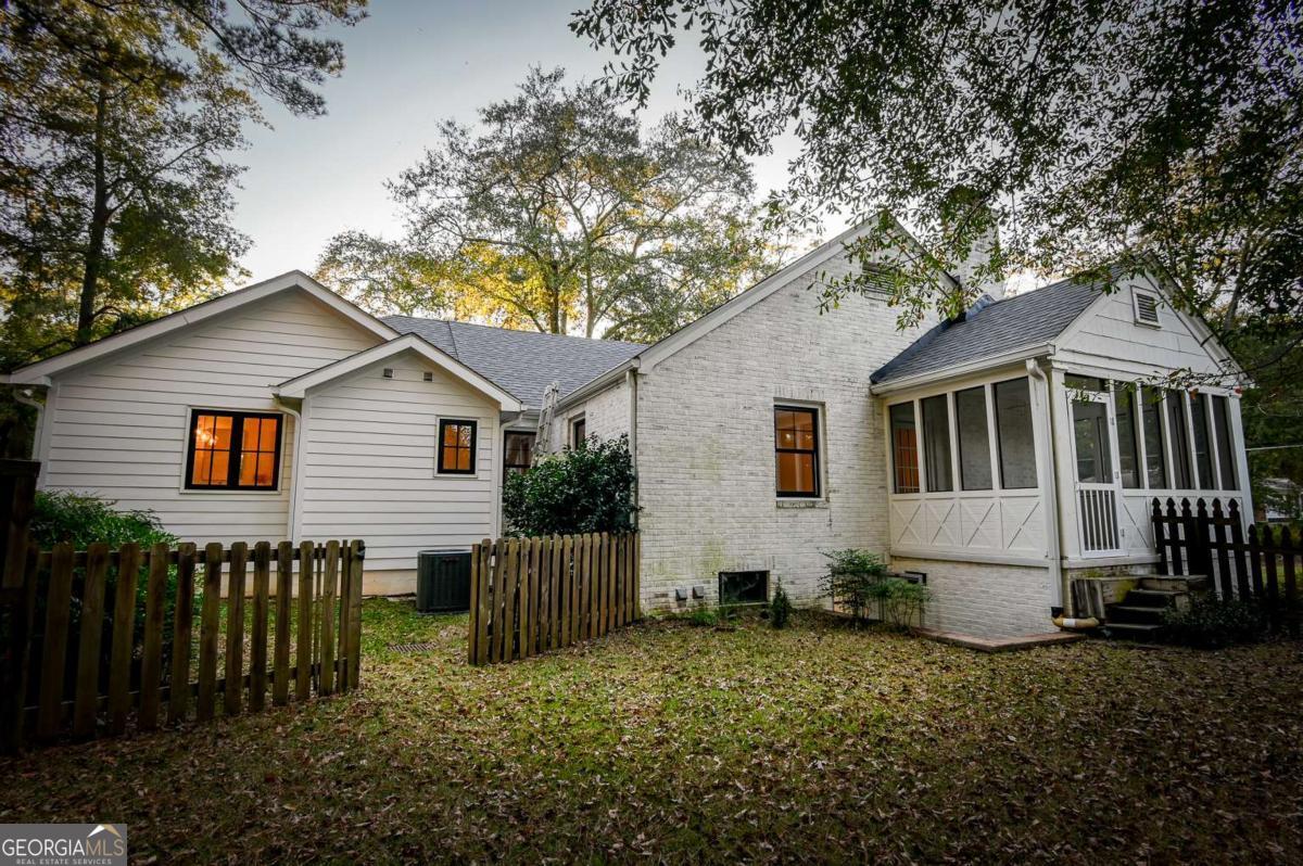 Athens, Georgia, 30606, United States, 4 Bedrooms Bedrooms, ,3 BathroomsBathrooms,Residential,For Sale,1988193