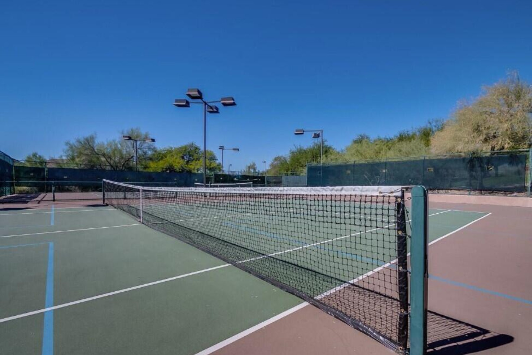  10614 E Meadowhill Drive ¦ Scottsdale, AZ - 物件實景