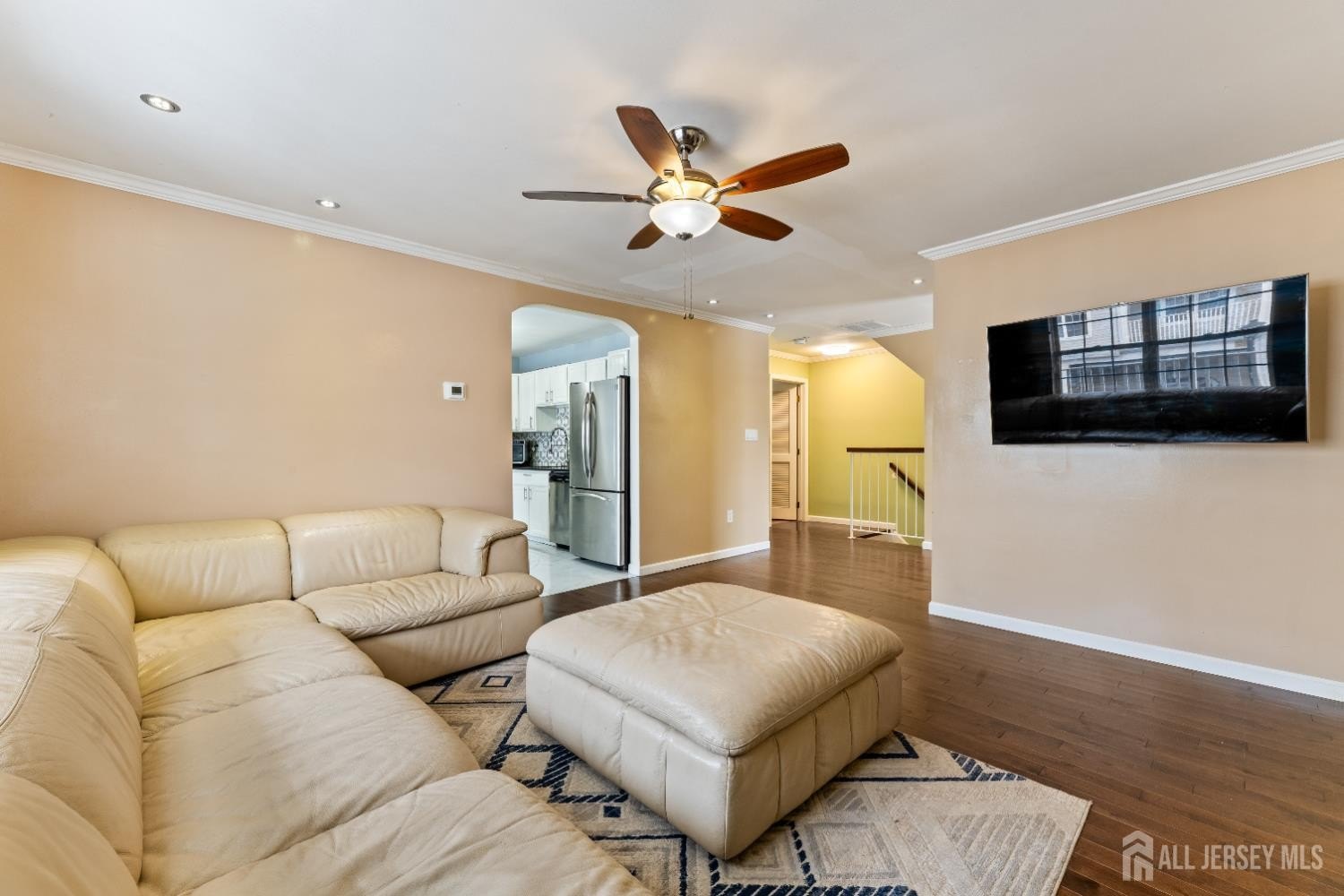 Edison, New Jersey, 08820, United States, 3 Bedrooms Bedrooms, ,3 BathroomsBathrooms,Residential,For Sale,2005666