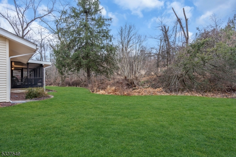 Raritan Twp., New Jersey, 08822, United States, 3 Bedrooms Bedrooms, ,2 BathroomsBathrooms,Residential,For Sale,1951157