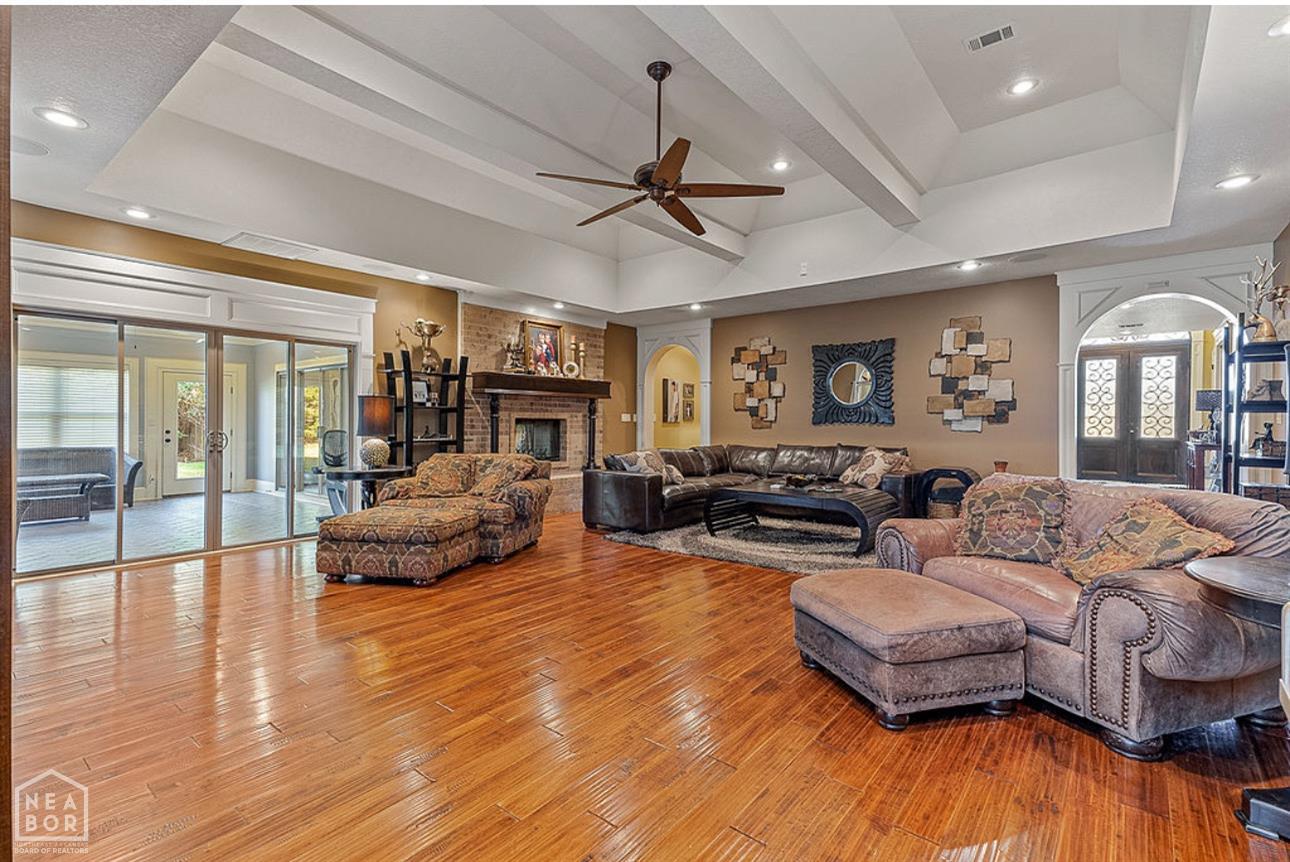 Jonesboro, Arkansas, 72404, United States, 5 Bedrooms Bedrooms, ,5 BathroomsBathrooms,Residential,For Sale,1981744