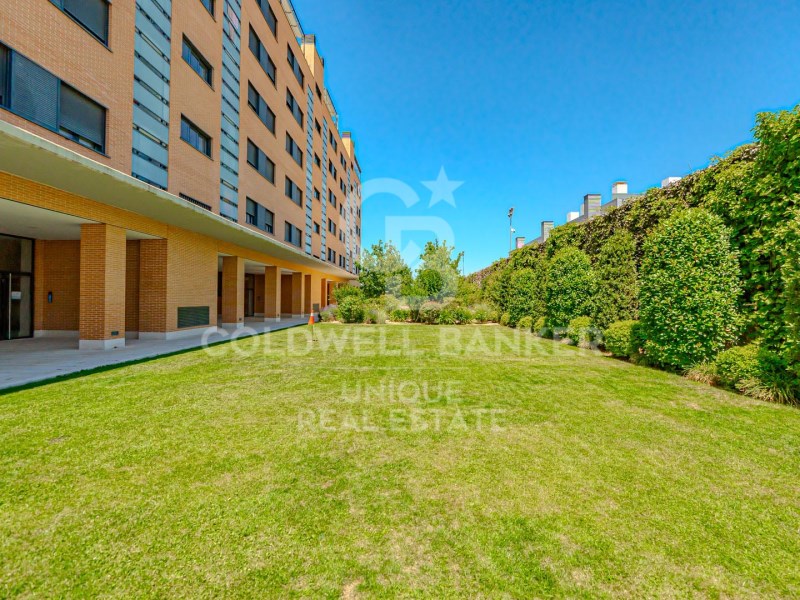 Madrid, Madrid, Fuencarral, El Pardo Madrid, Madri, Madrid, Comunidad de Madrid, ES, 2 Bedrooms Bedrooms, ,2 BathroomsBathrooms,Residential,For Sale,Madrid, Madrid, Fuencarral, El Pardo Madrid, Madri,1620641