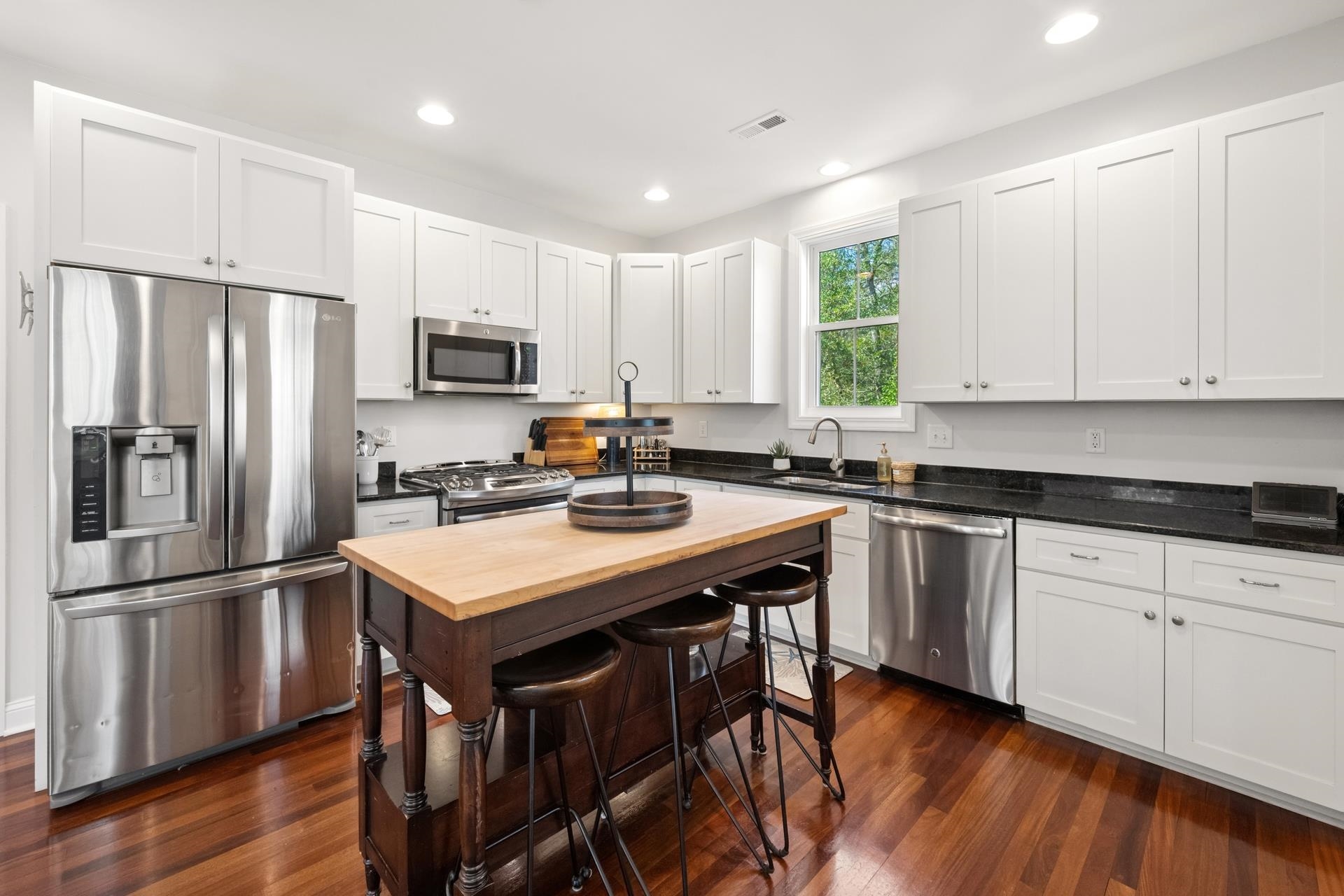  231 Watson Way - 物件實景