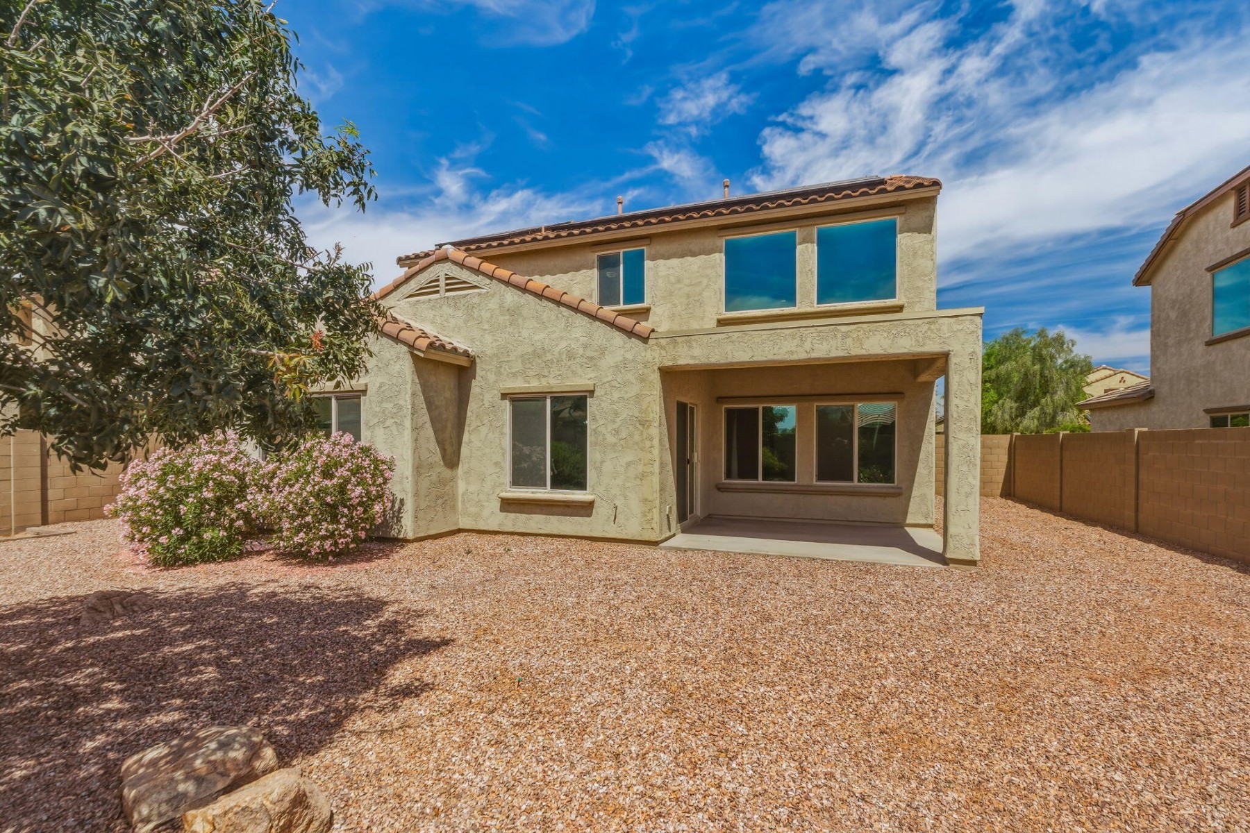  17543 W Buckhorn Trail  Surprise, AZ - 物件實景